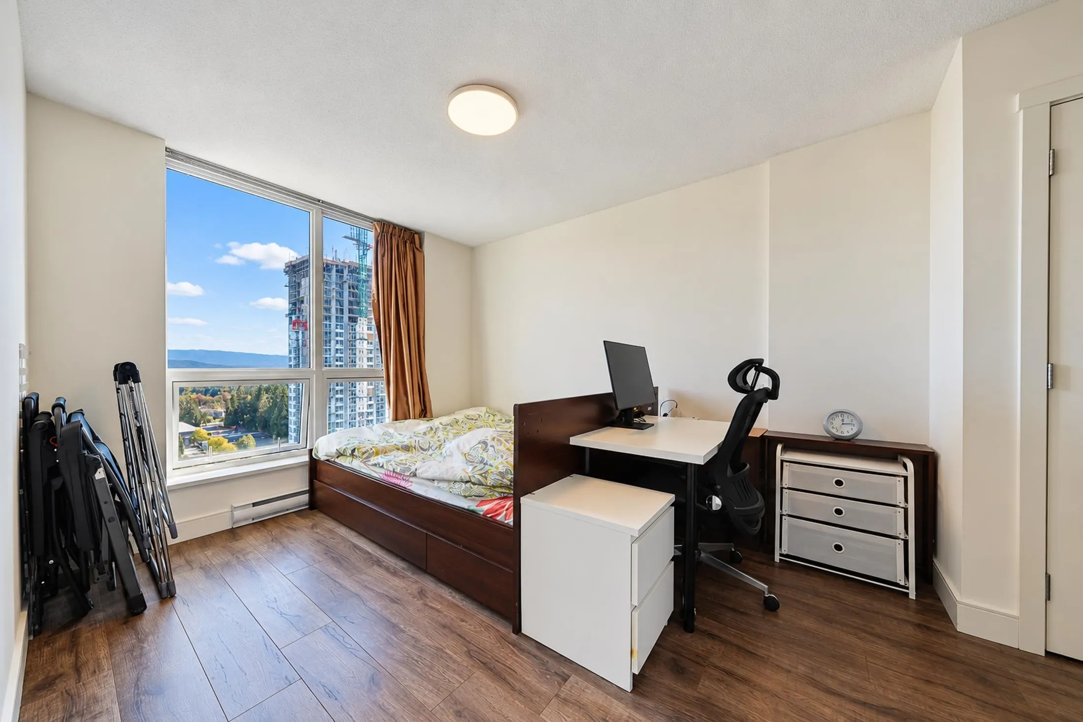 3007 Glen Drive #2602