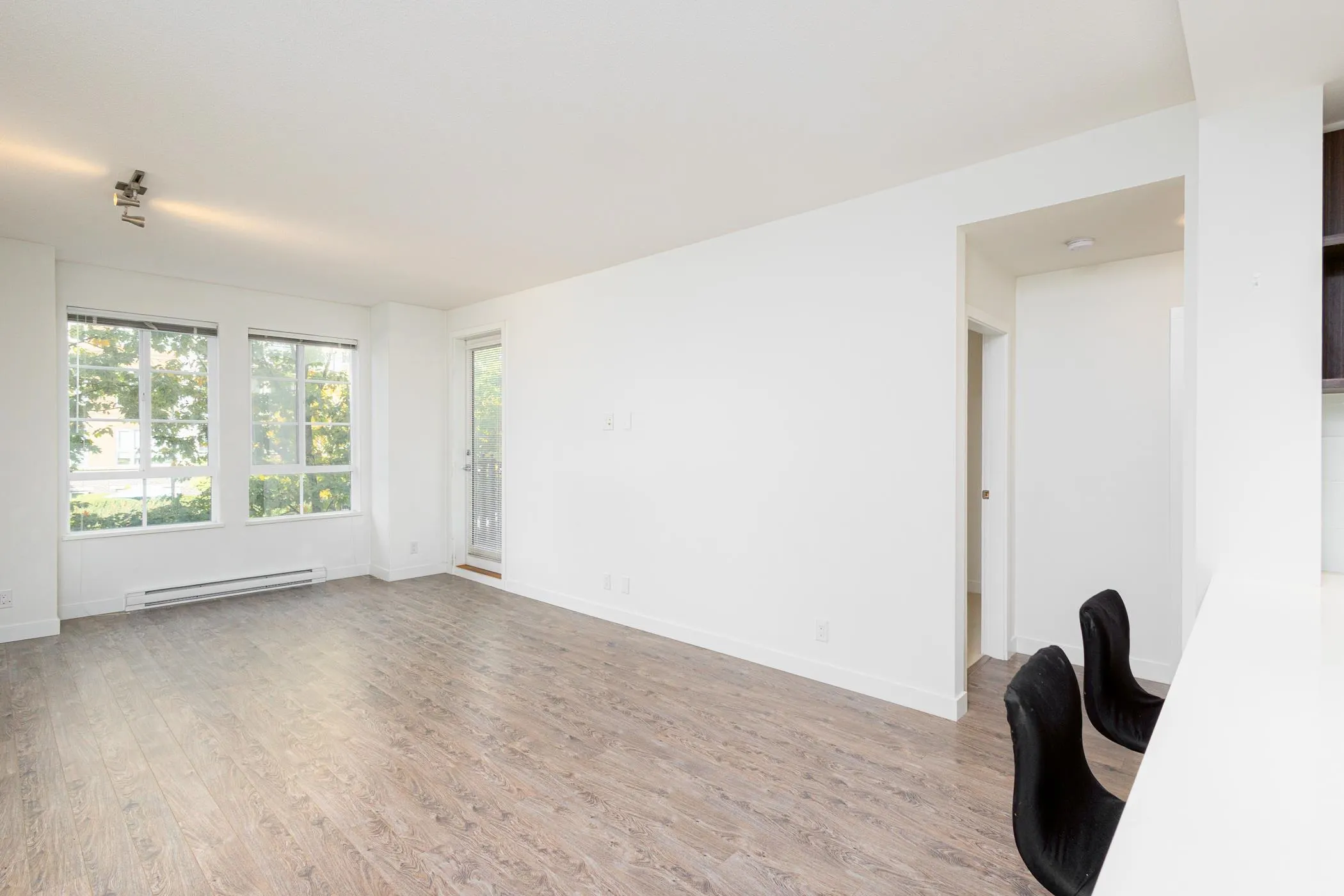 545 Foster Avenue #203