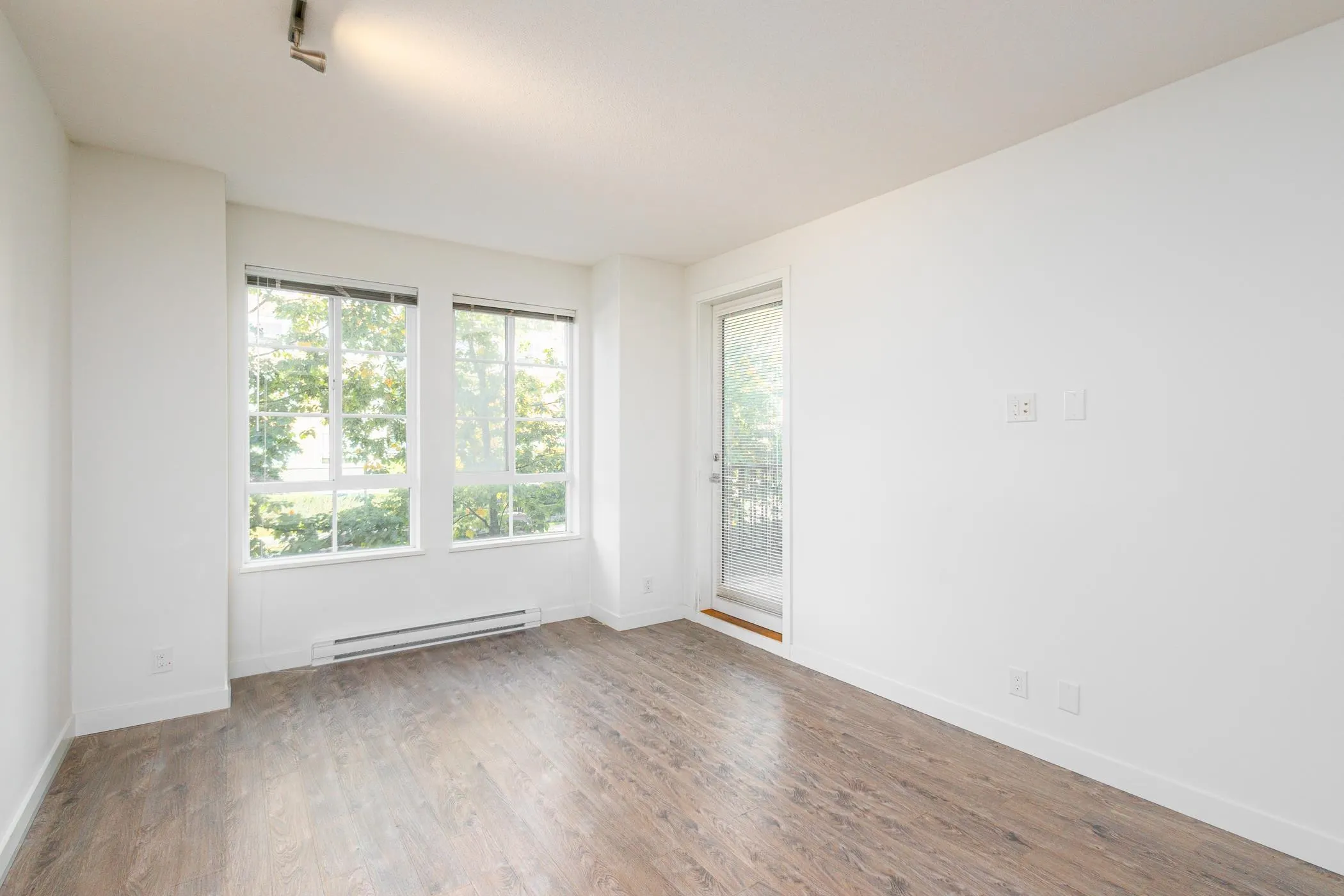 545 Foster Avenue #203