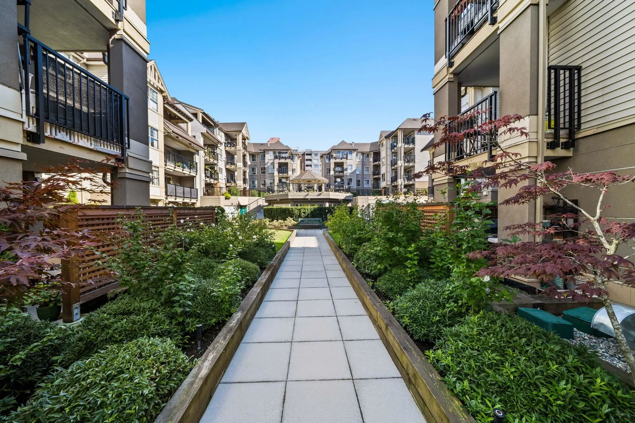 215 Twelfth Street #201
