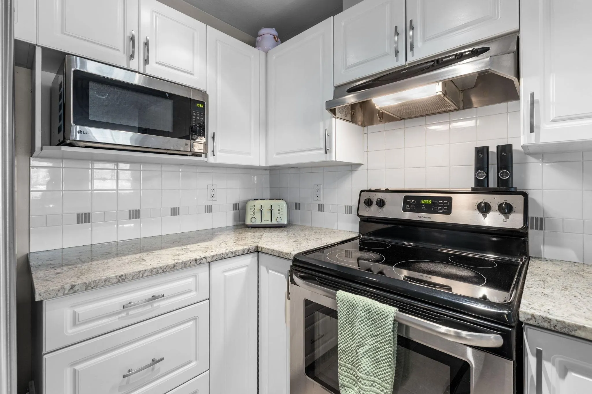 215 Twelfth Street #201