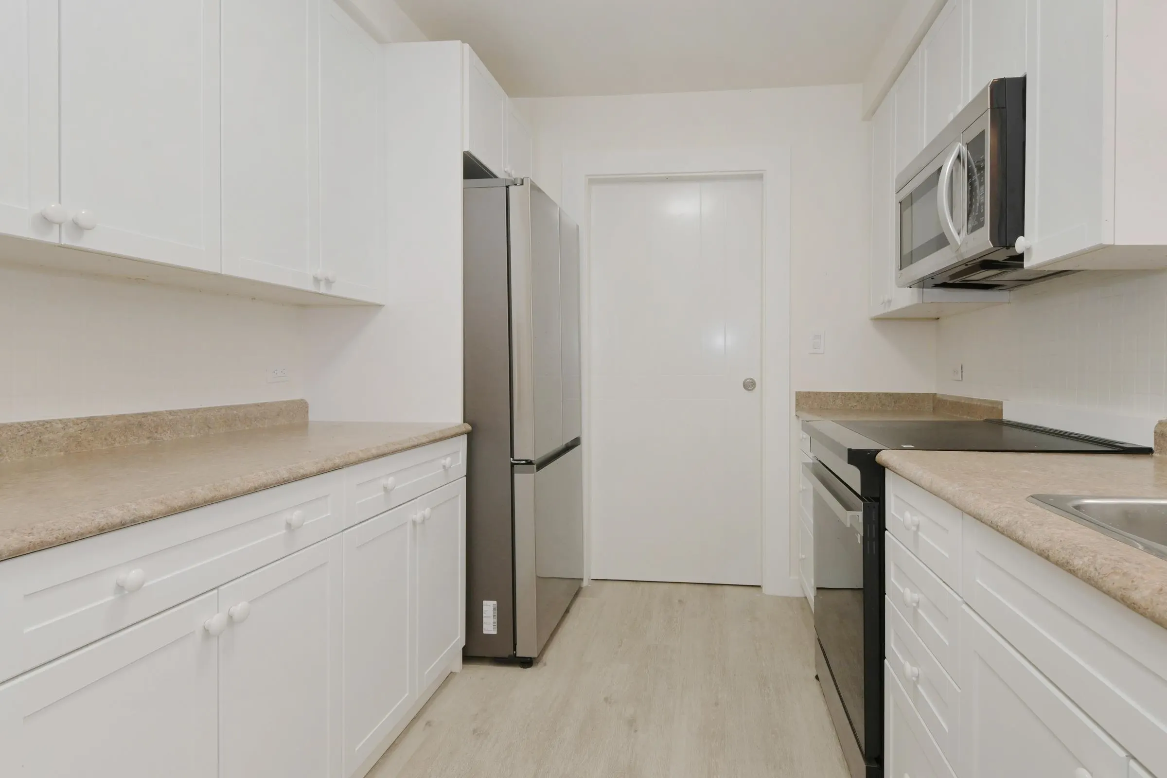 46515 Portage Avenue #Upper House