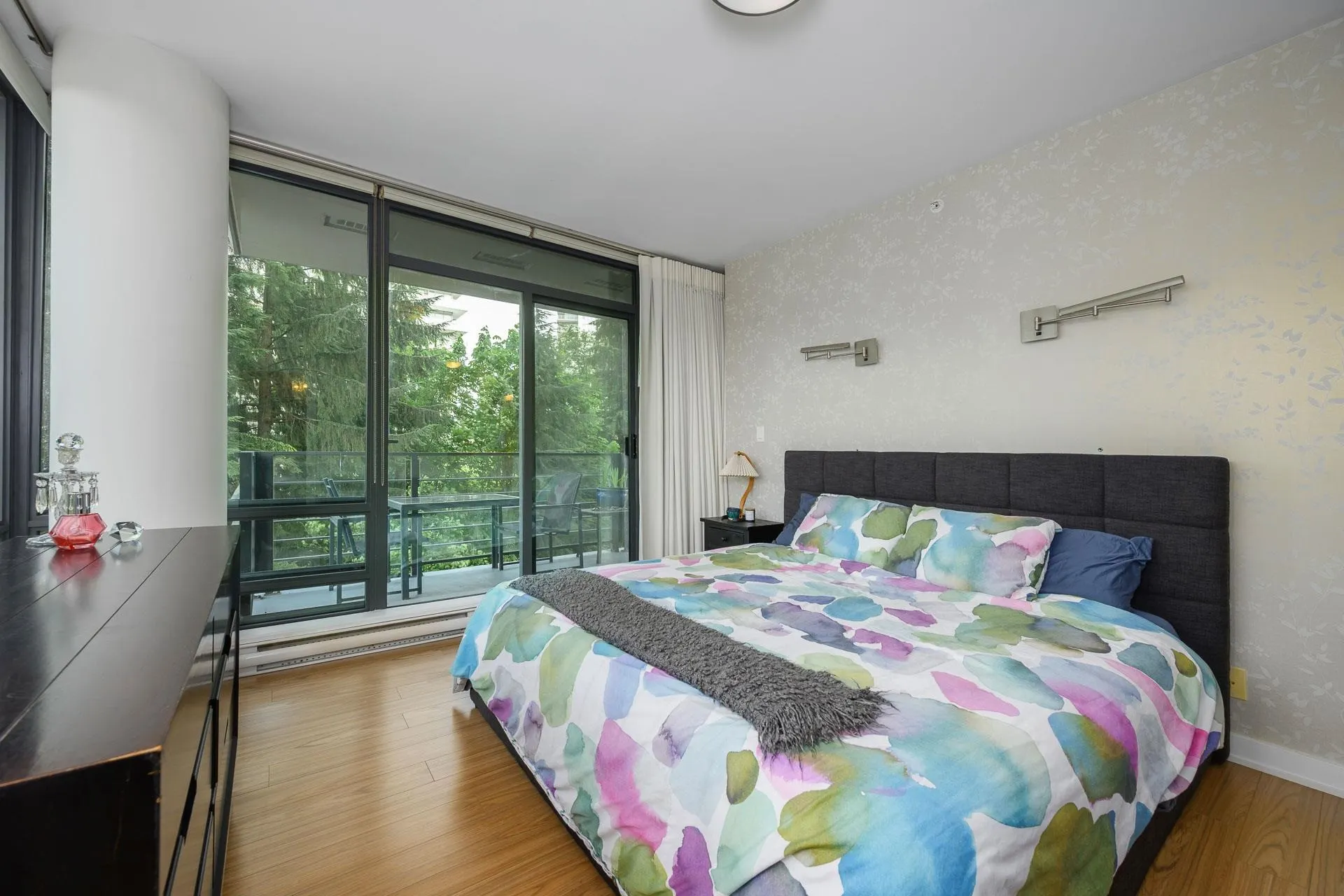 301 Capilano Road #405