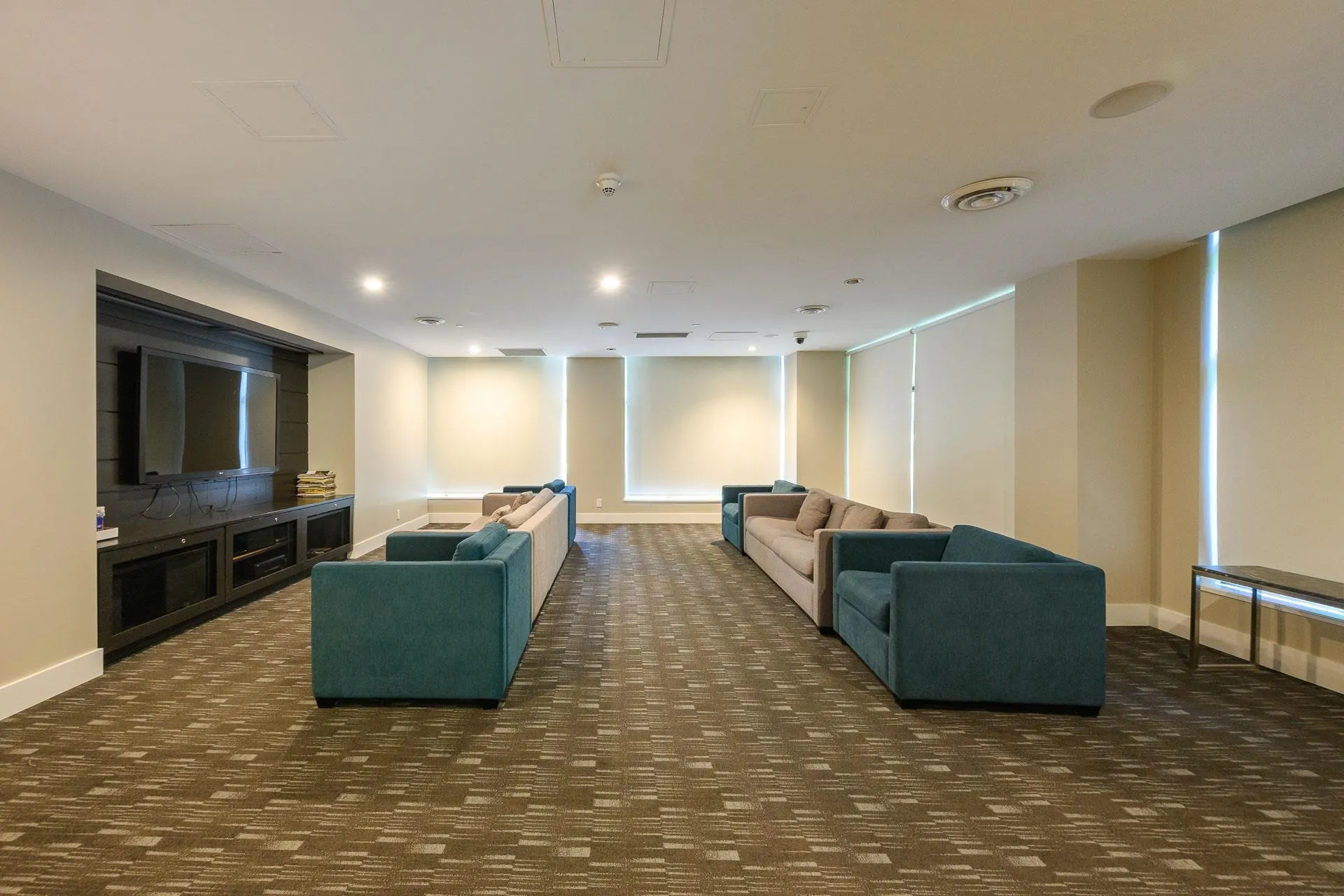 301 Capilano Road #405