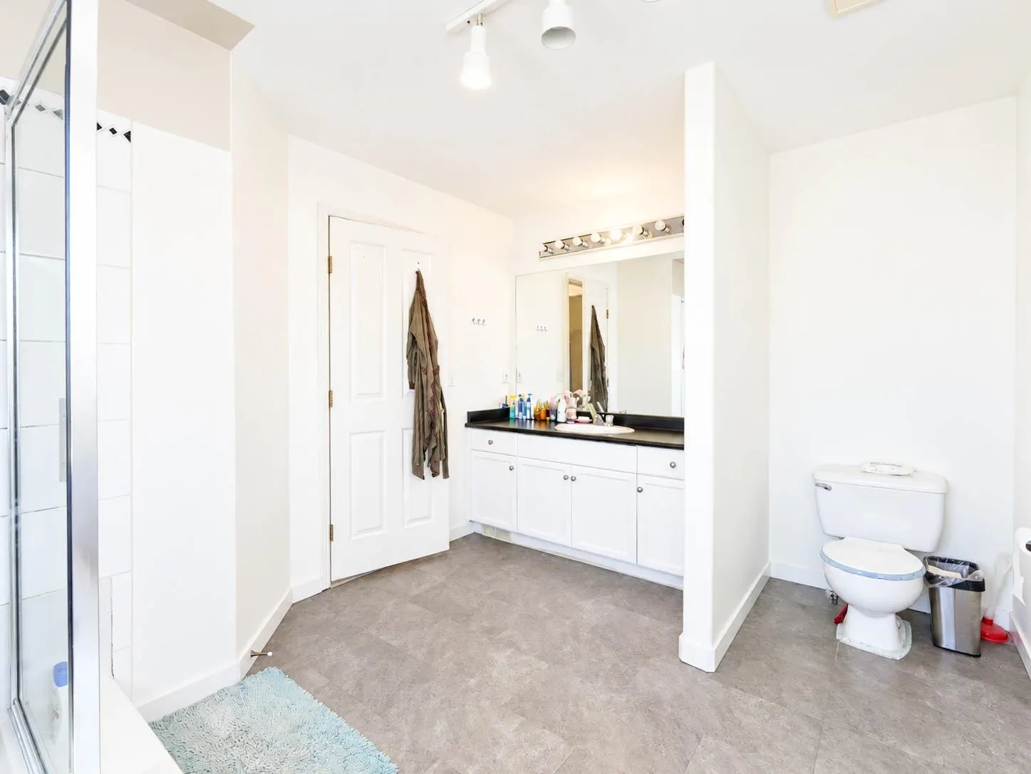 1465 Po Place