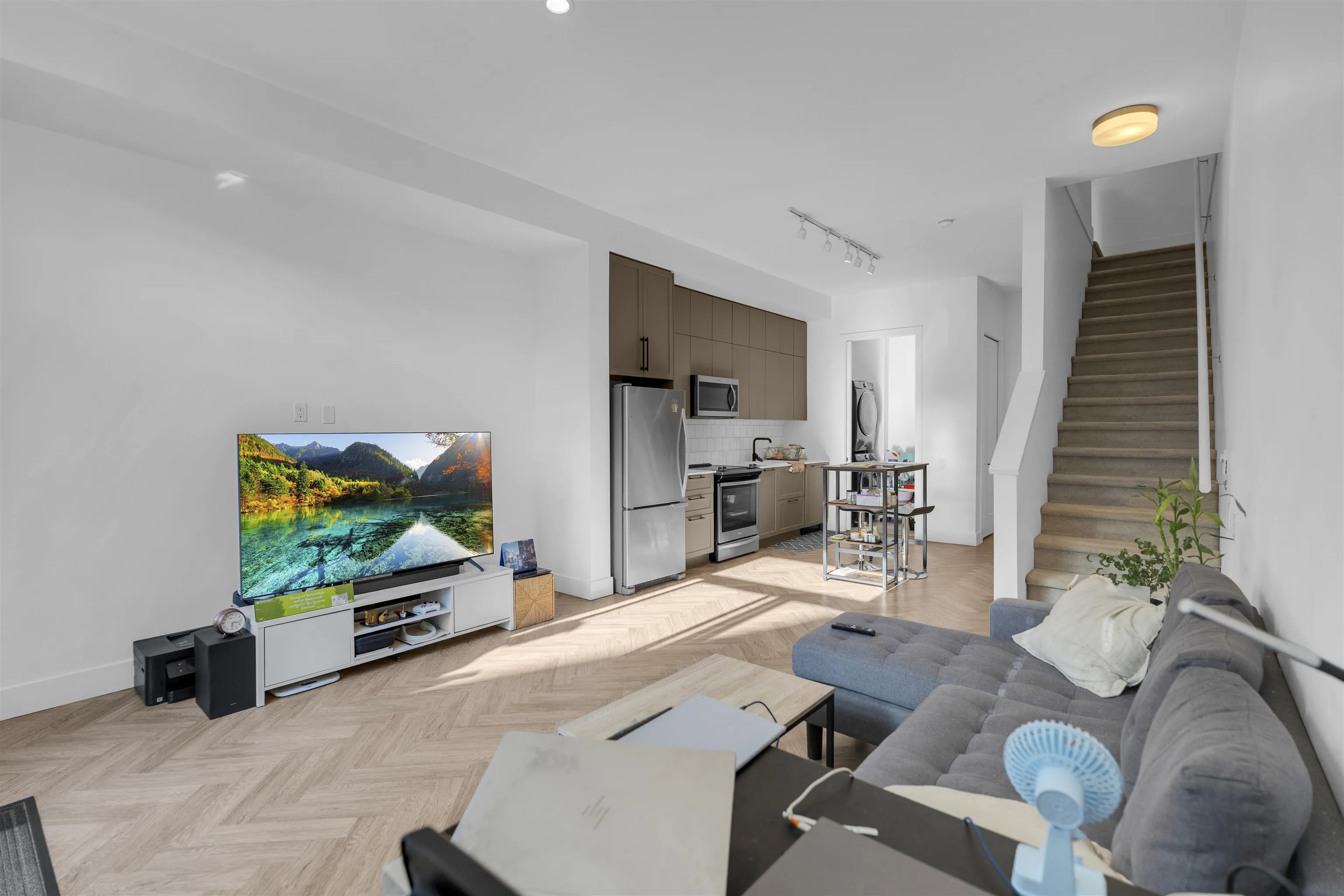17568 57a Avenue #99
