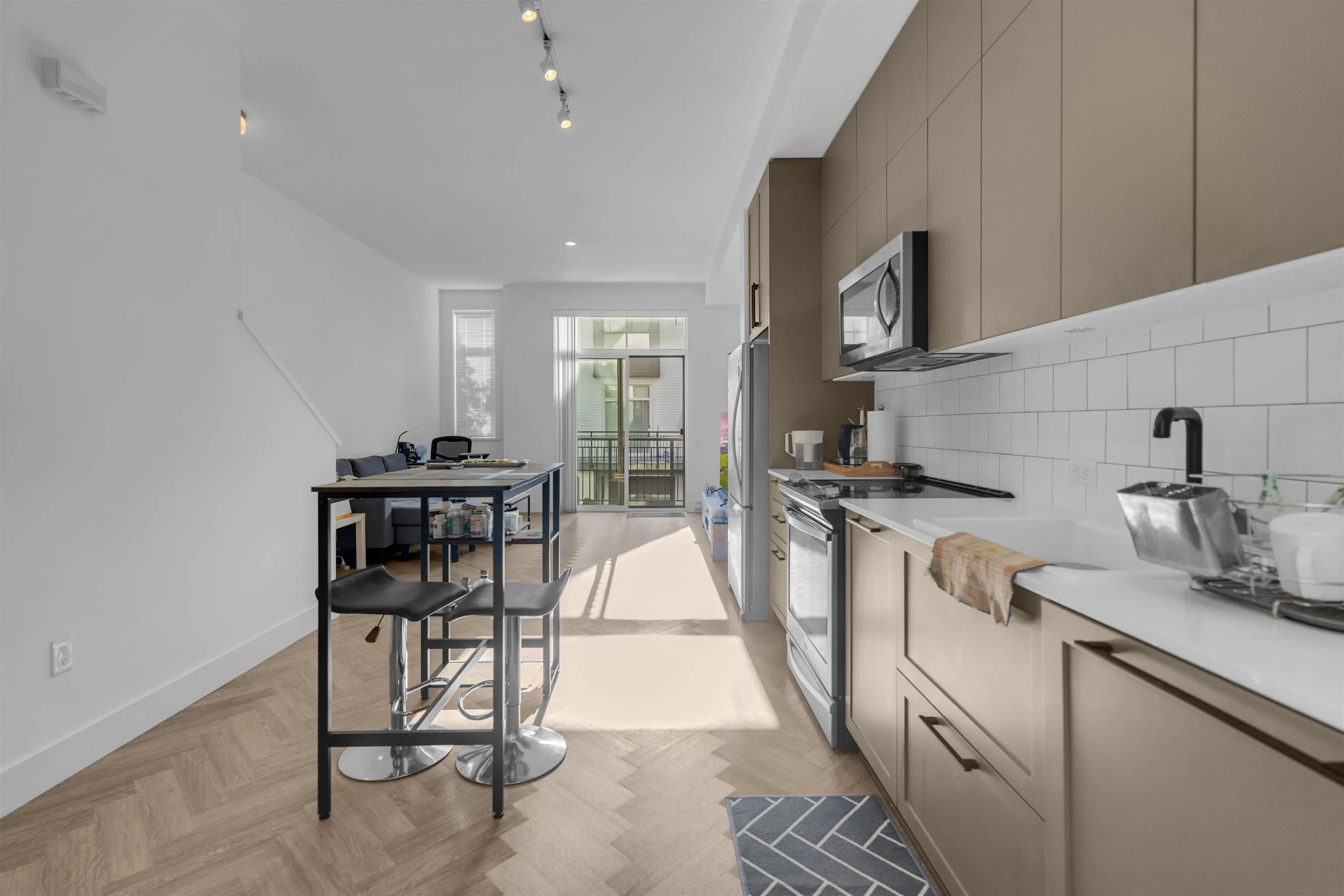 17568 57a Avenue #99