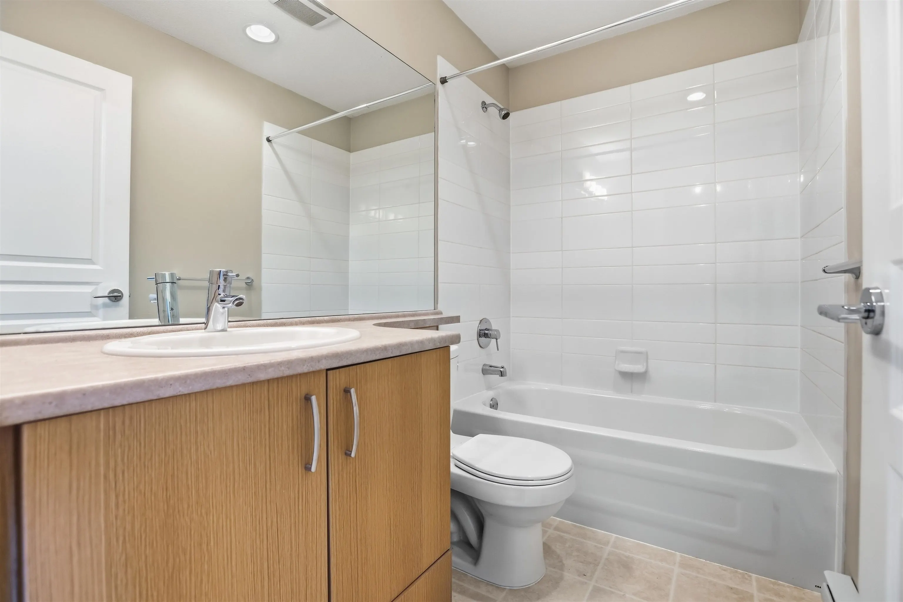 10415 Delsom Crescent #2