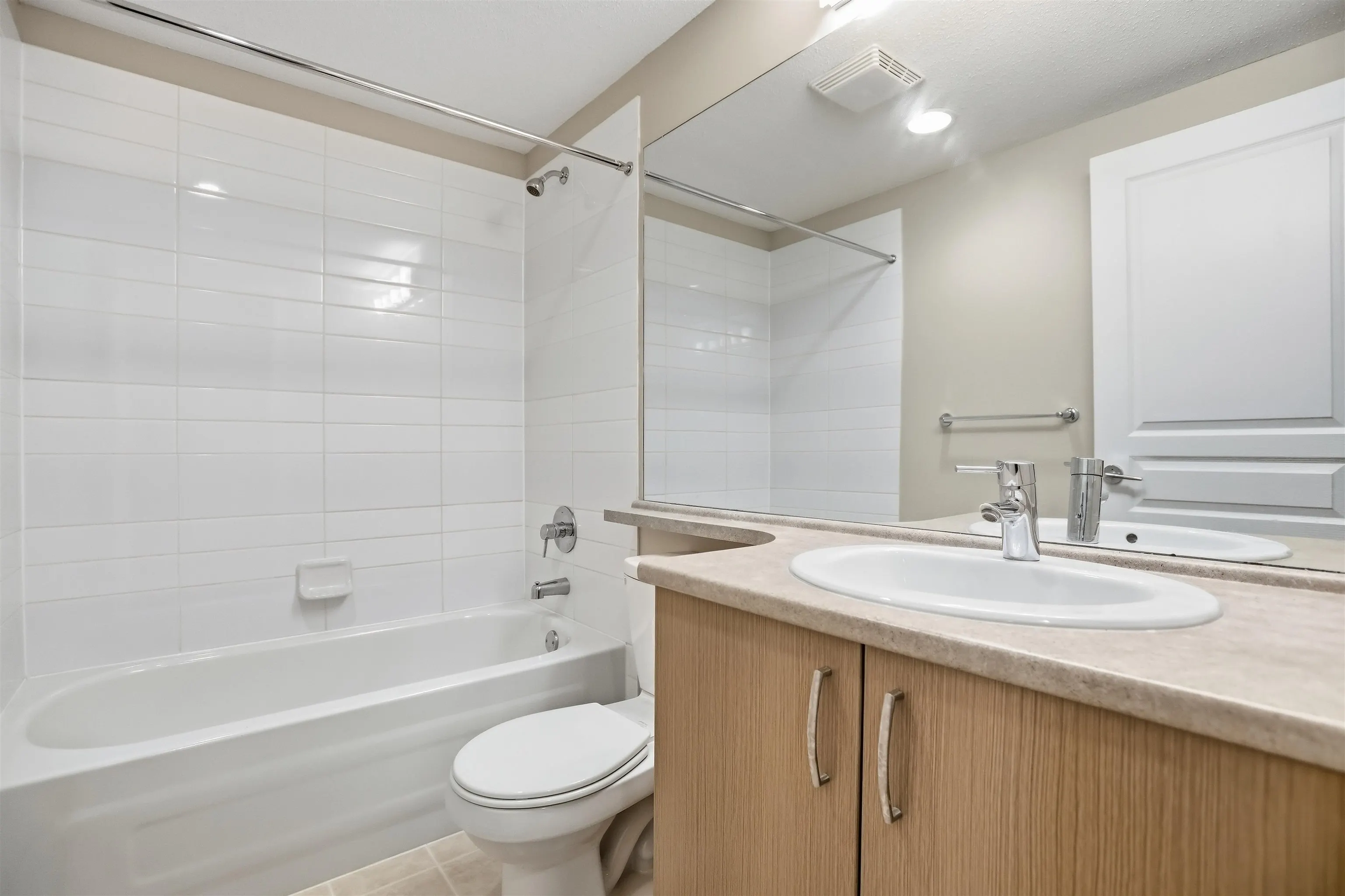10415 Delsom Crescent #2