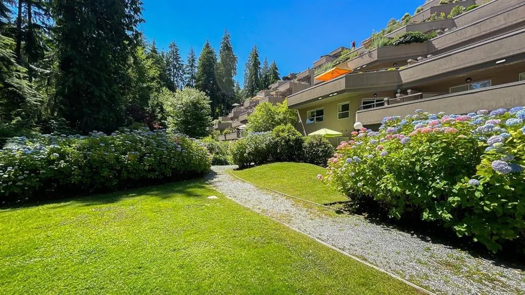 1500 Ostler Court #207