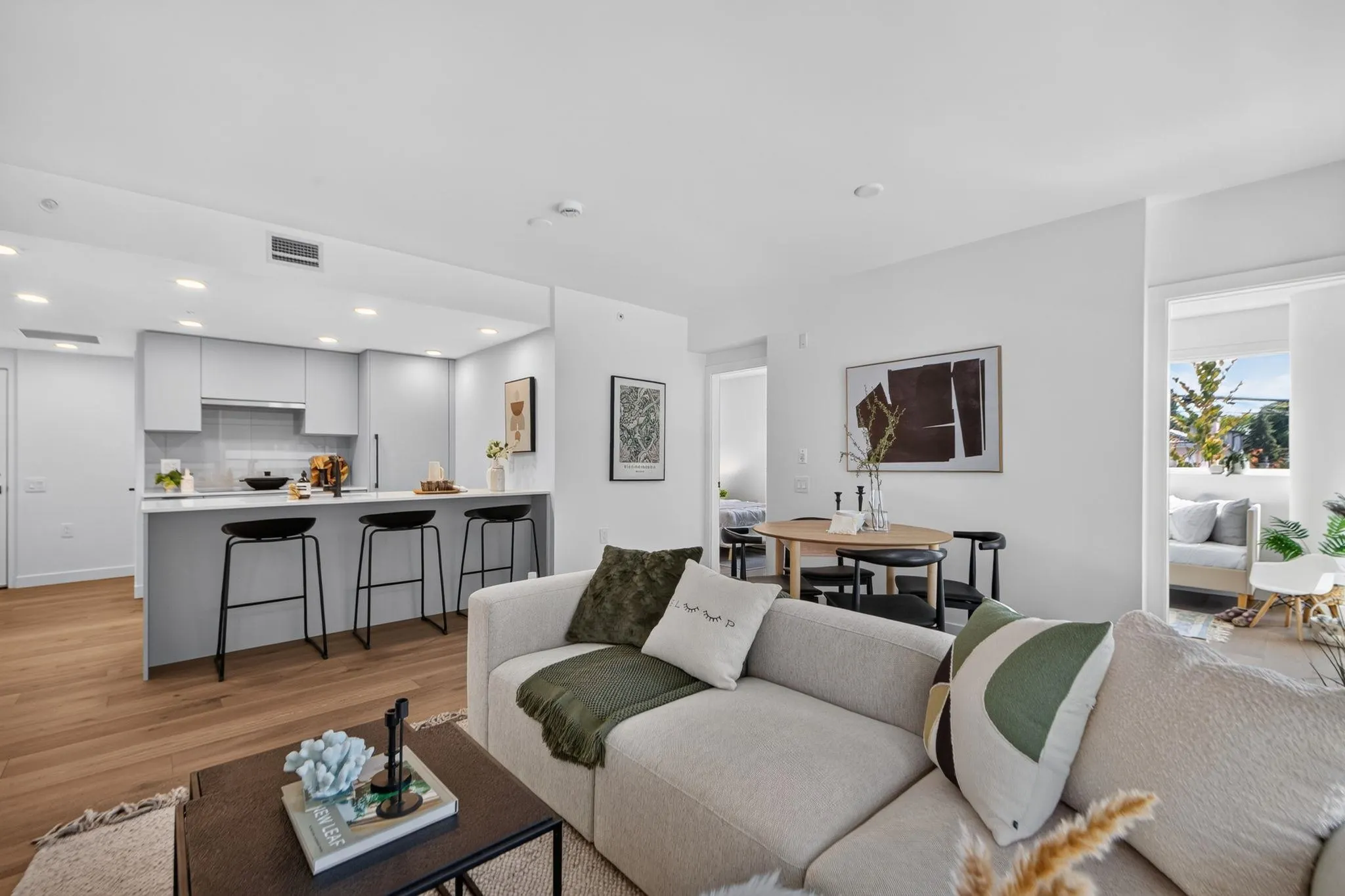 8030 Oak Street #202