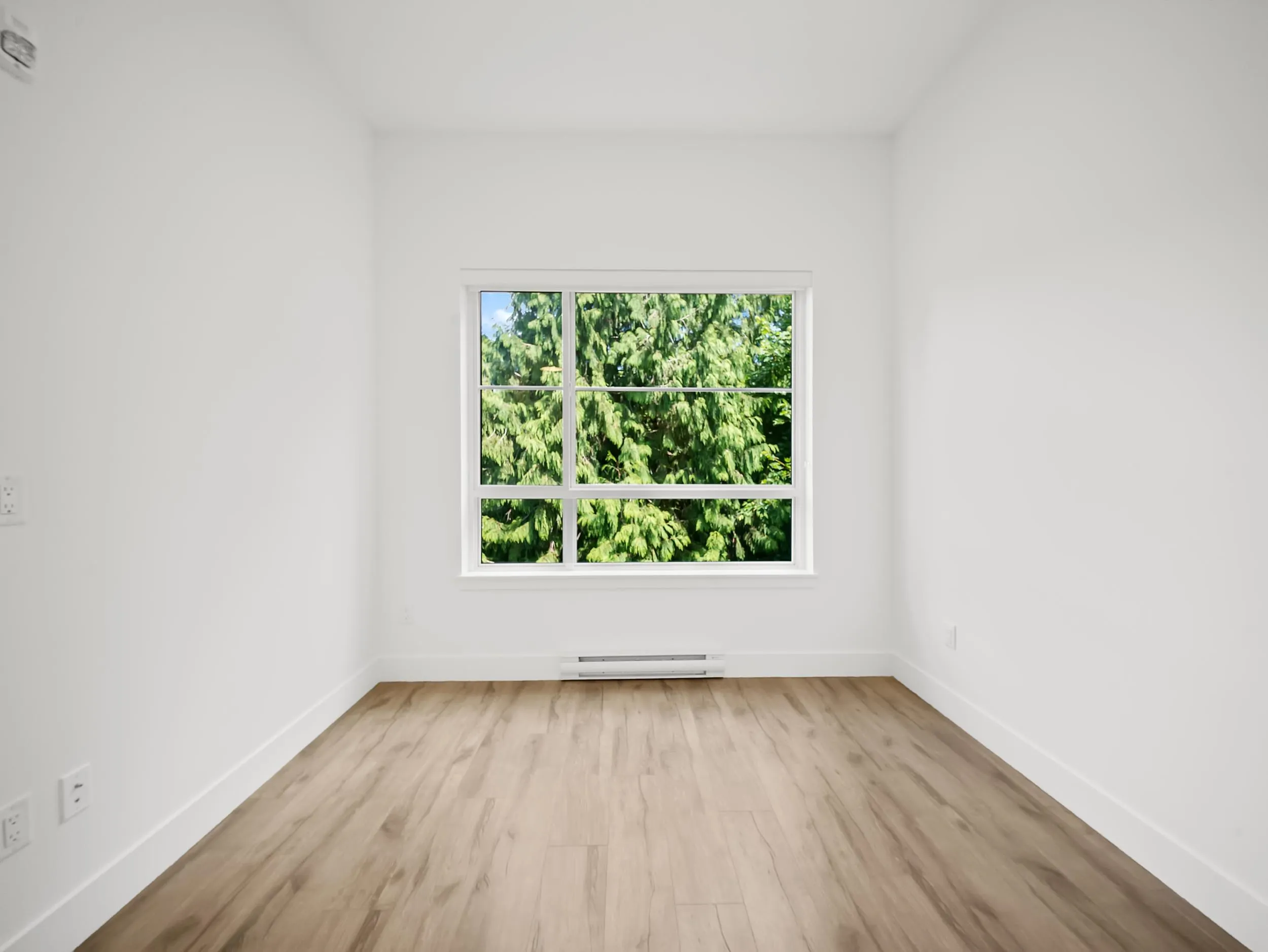 6338 King George Boulevard #306