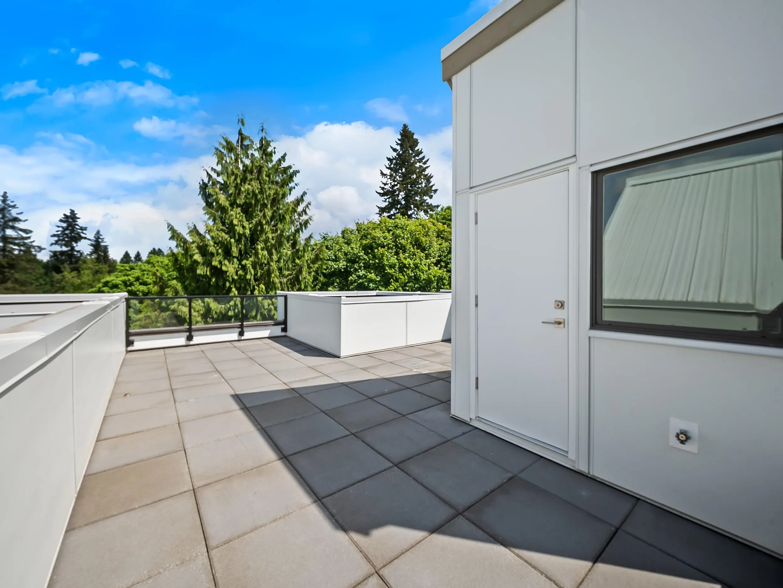 6338 King George Boulevard #306
