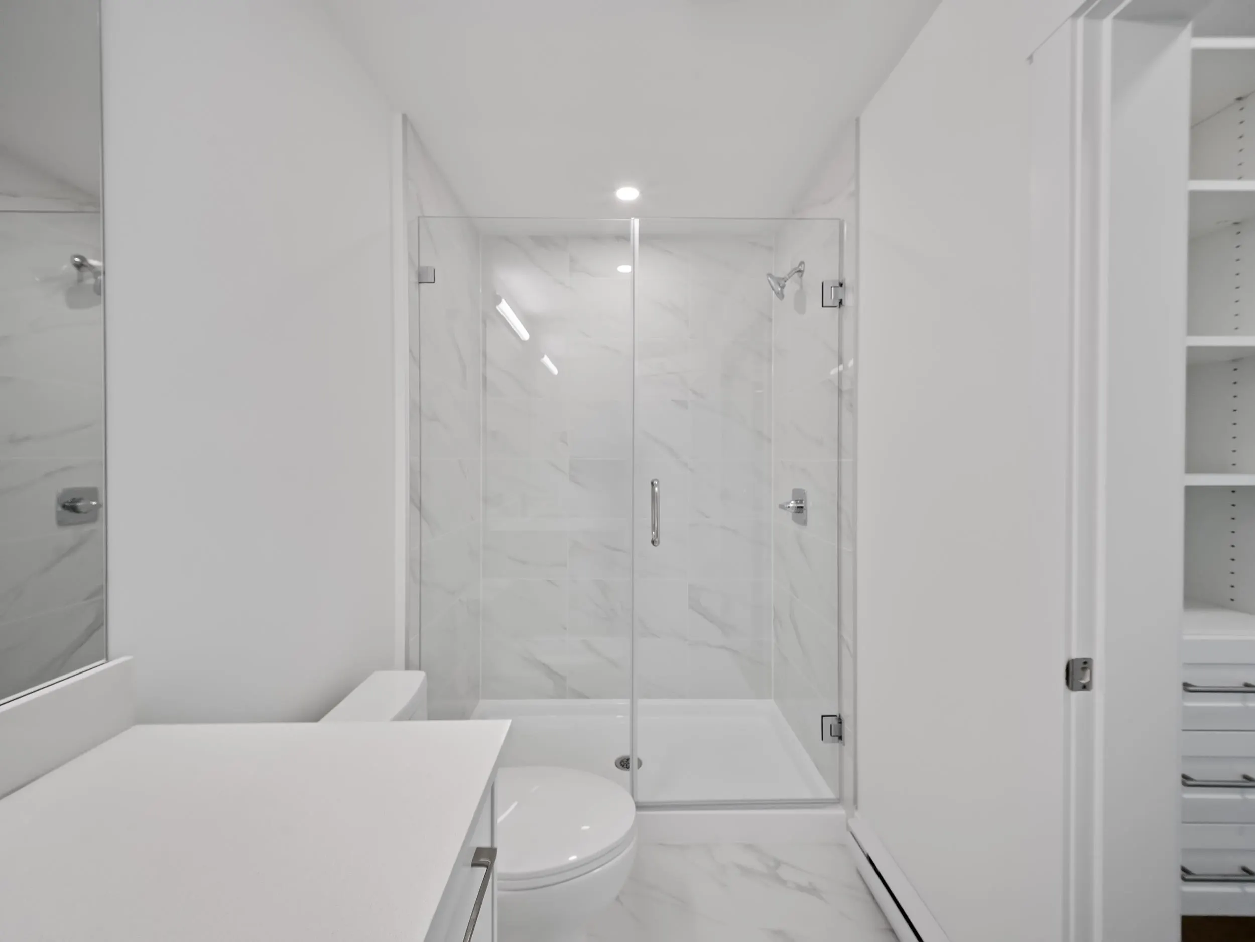 6338 King George Boulevard #306