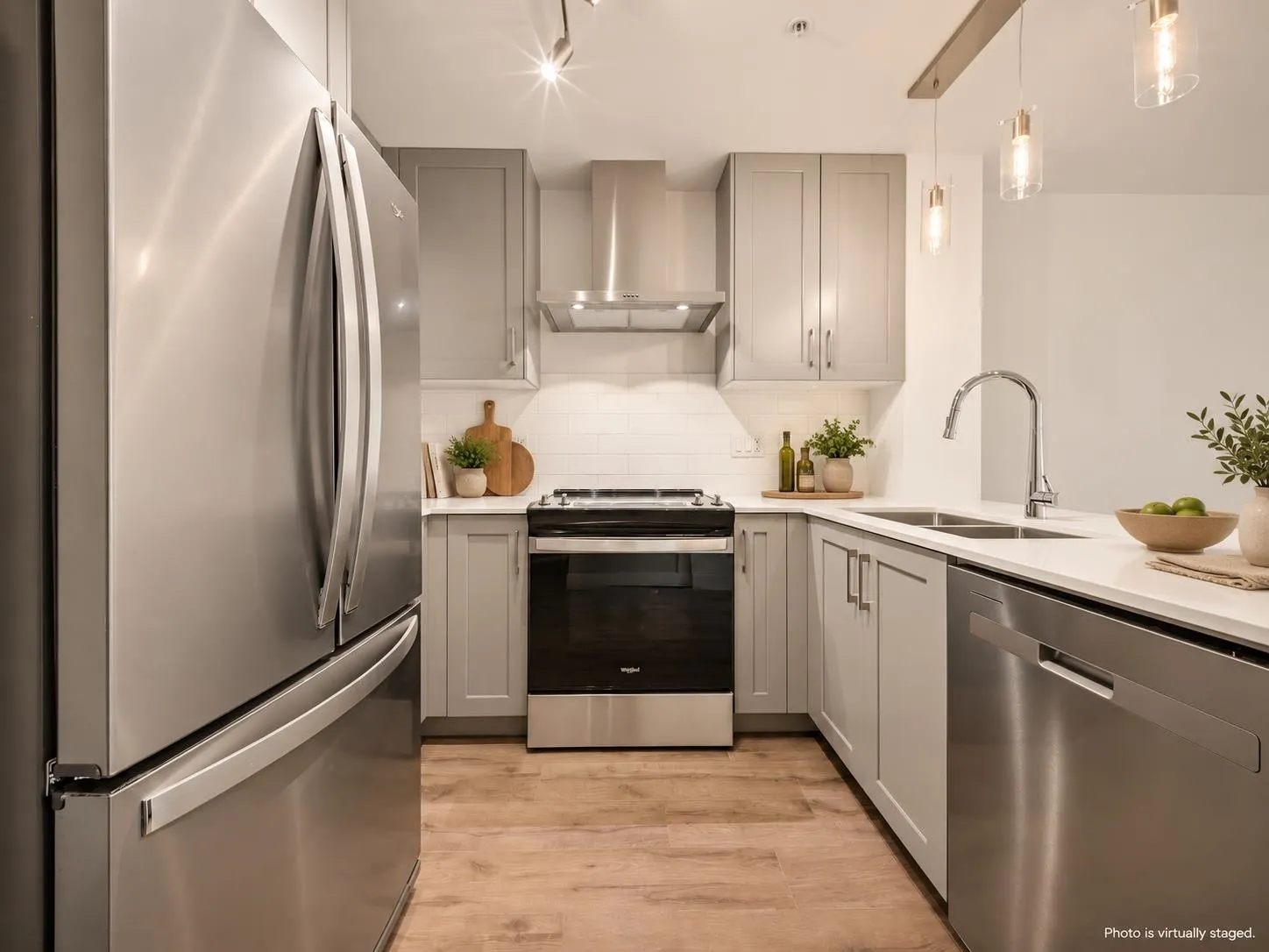 6338 King George Boulevard #306