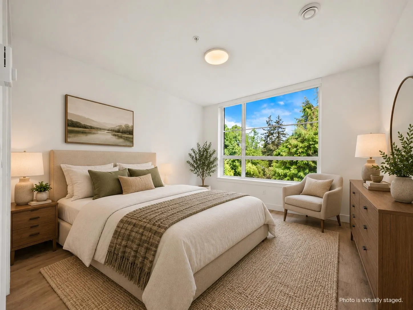 6338 King George Boulevard #306