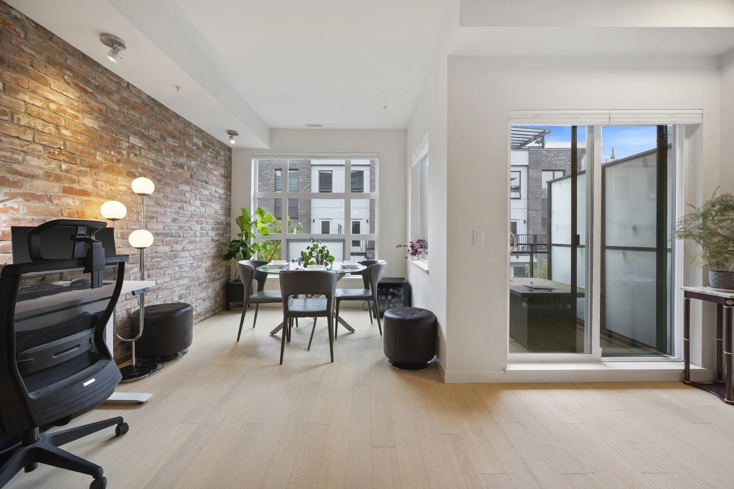95 Moody Street #334