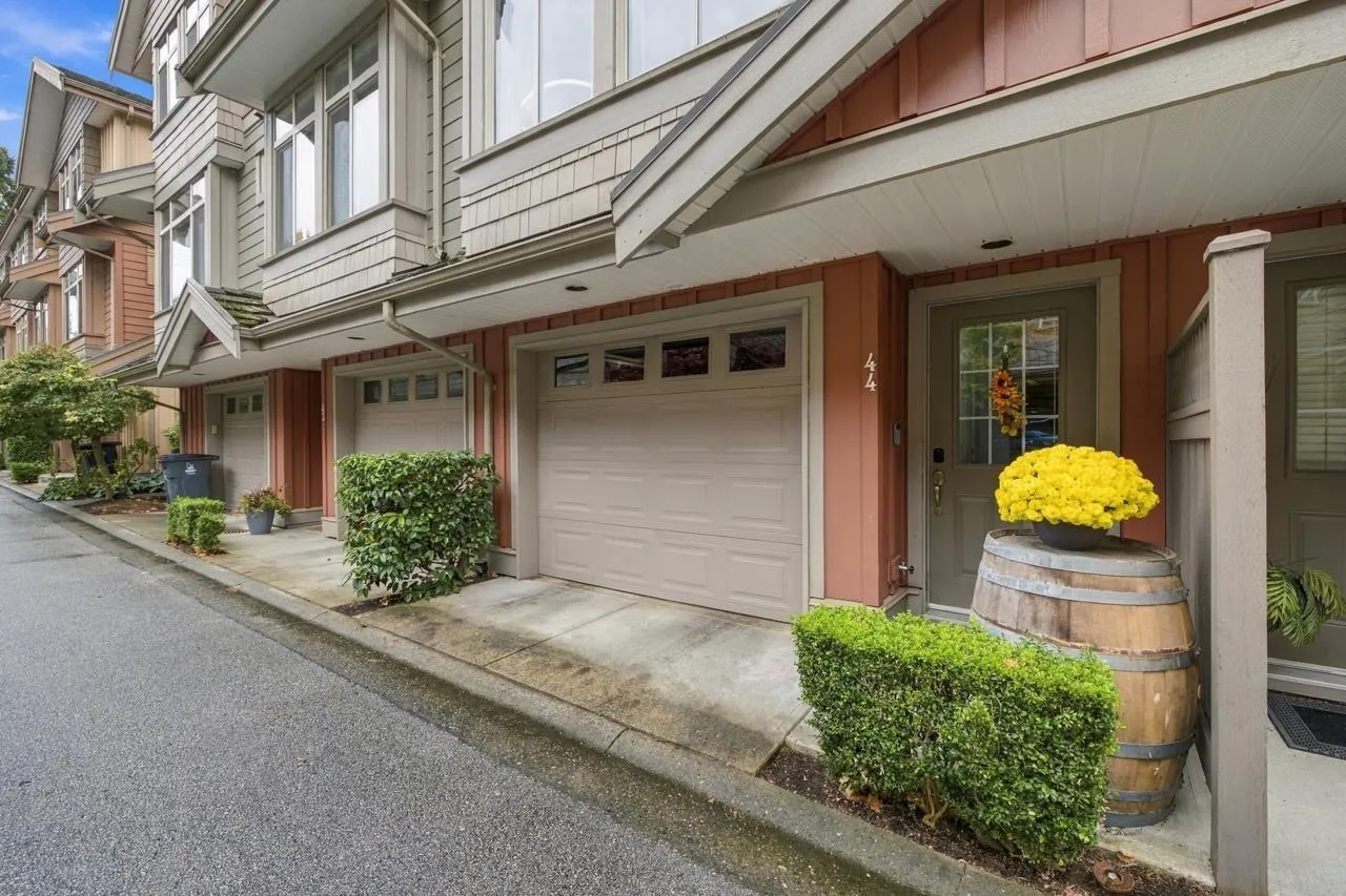 15151 34 Avenue #44