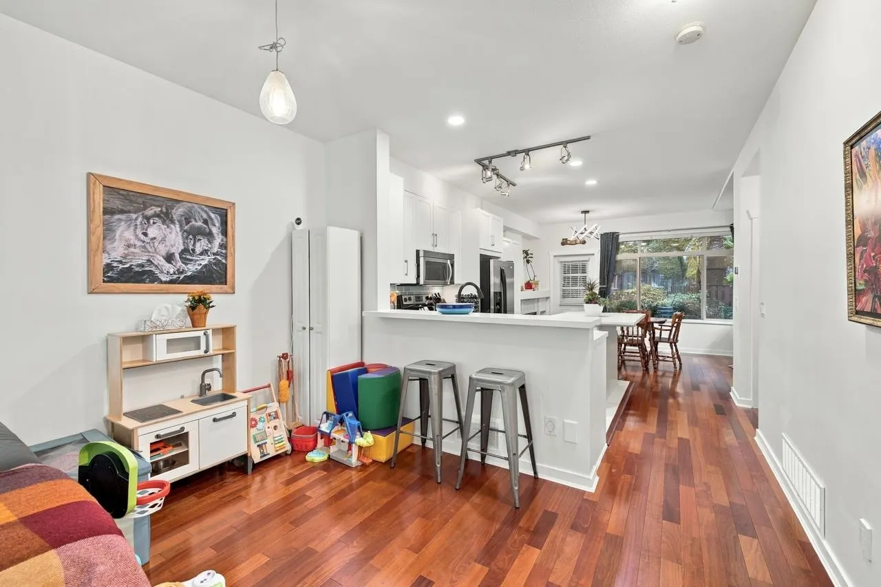 15151 34 Avenue #44