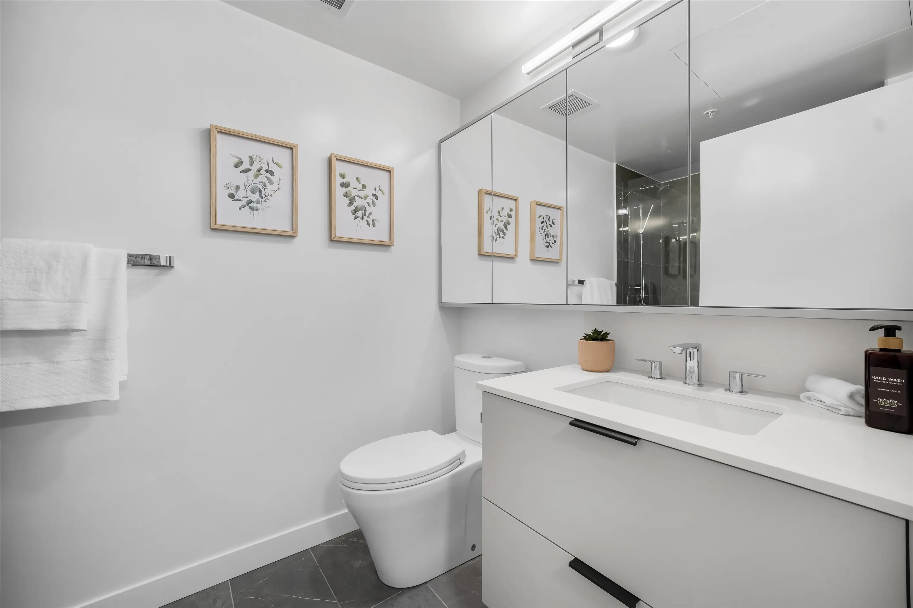 8030 Oak Street #602
