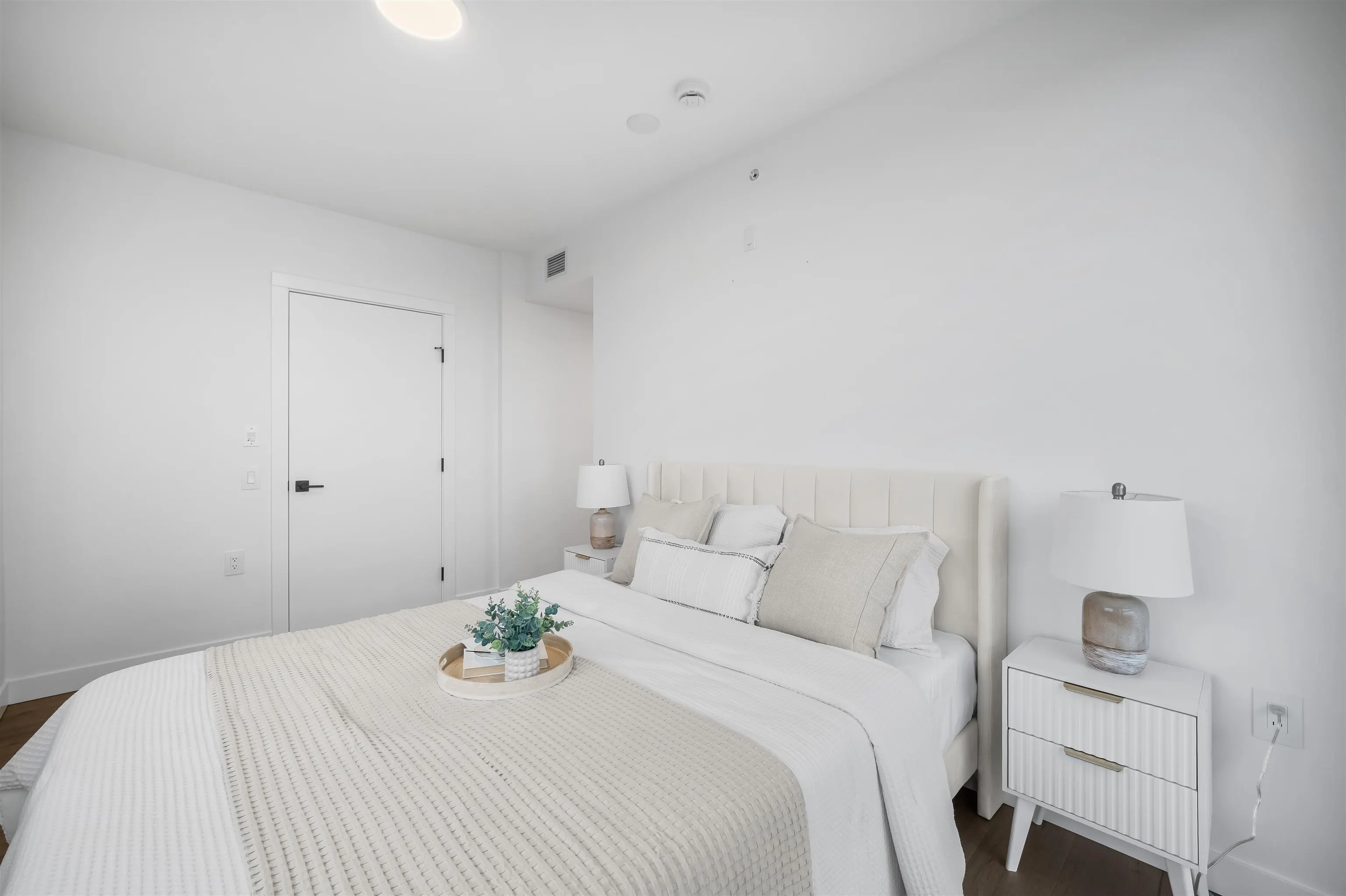 8030 Oak Street #602