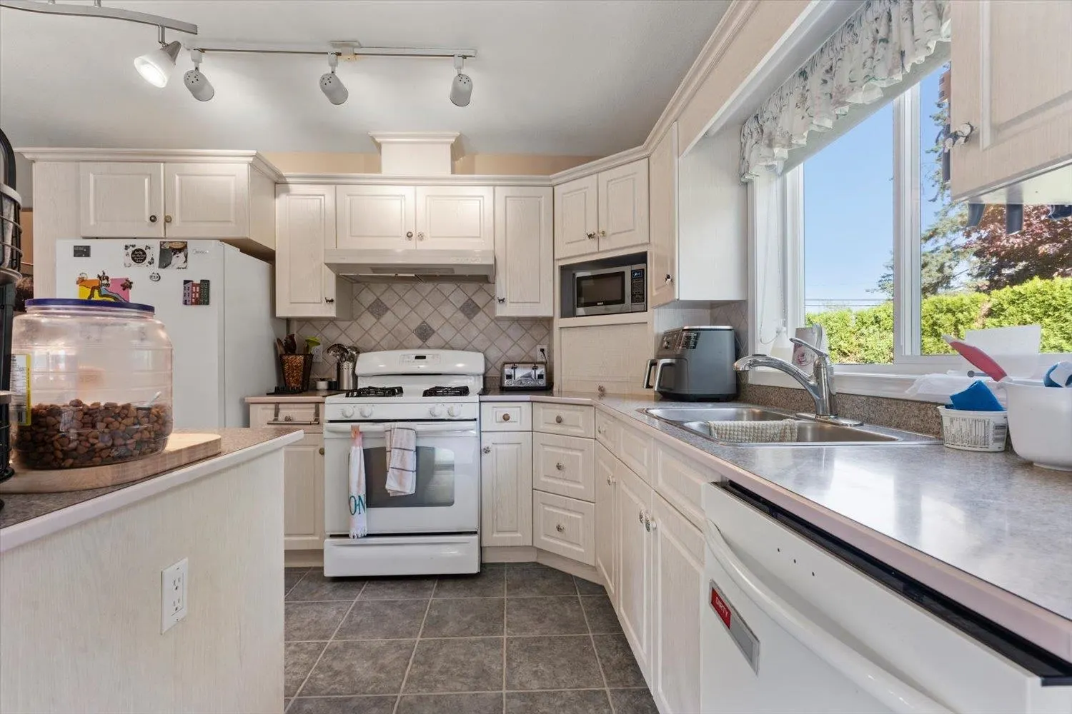 44824 Keith Wilson Road