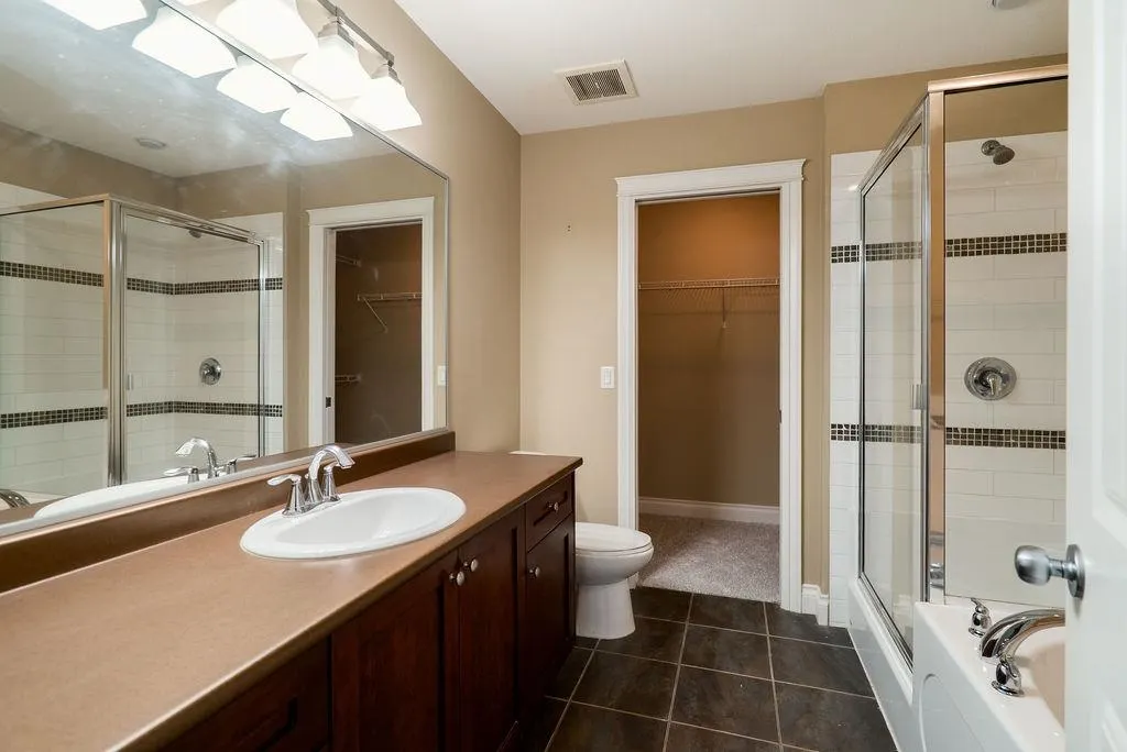 12258 224 Street #322