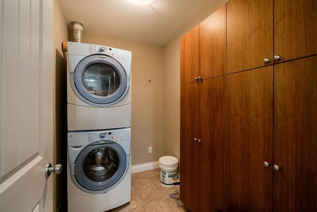 12258 224 Street #322
