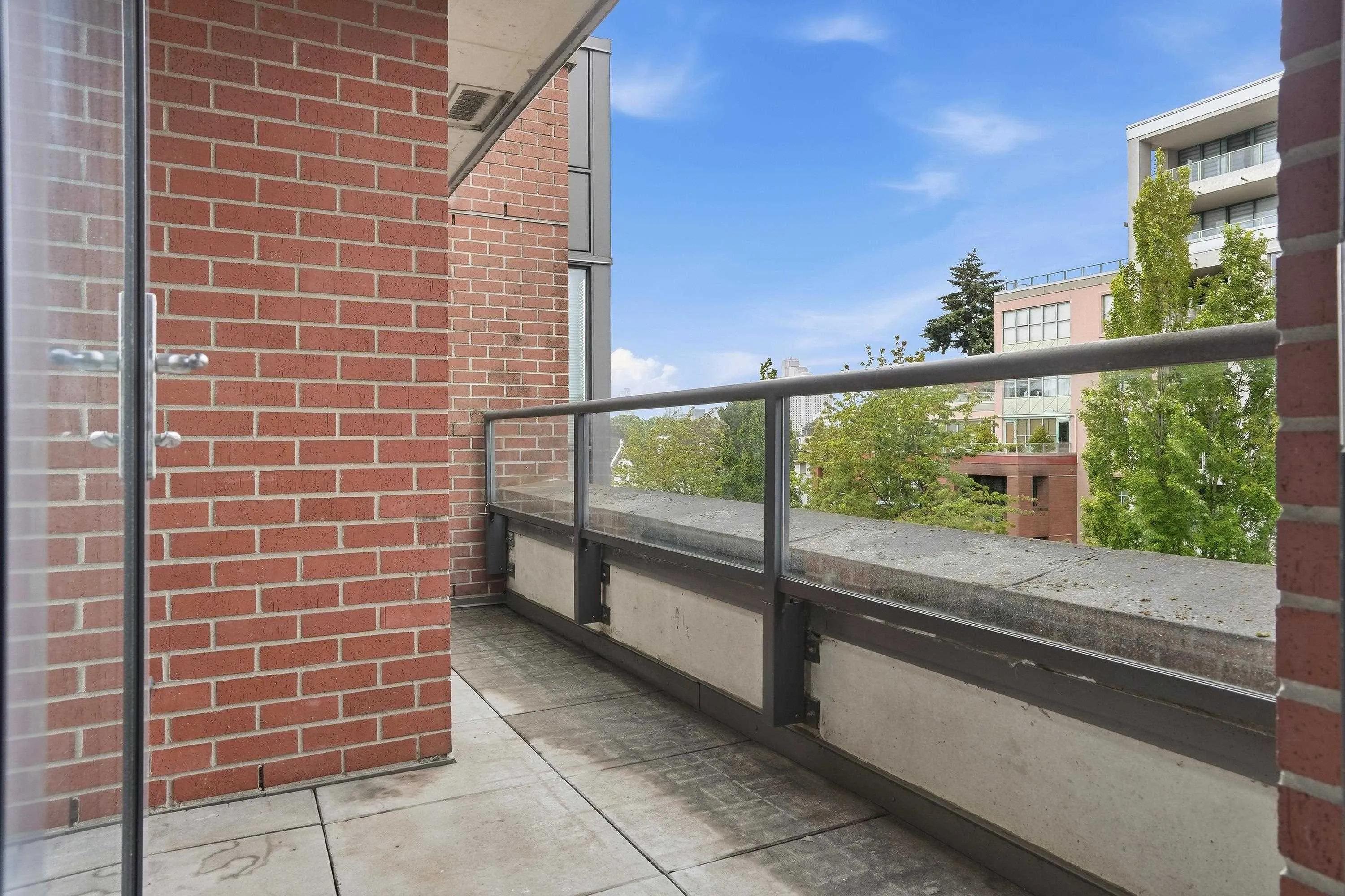 3228 Tupper Street #403