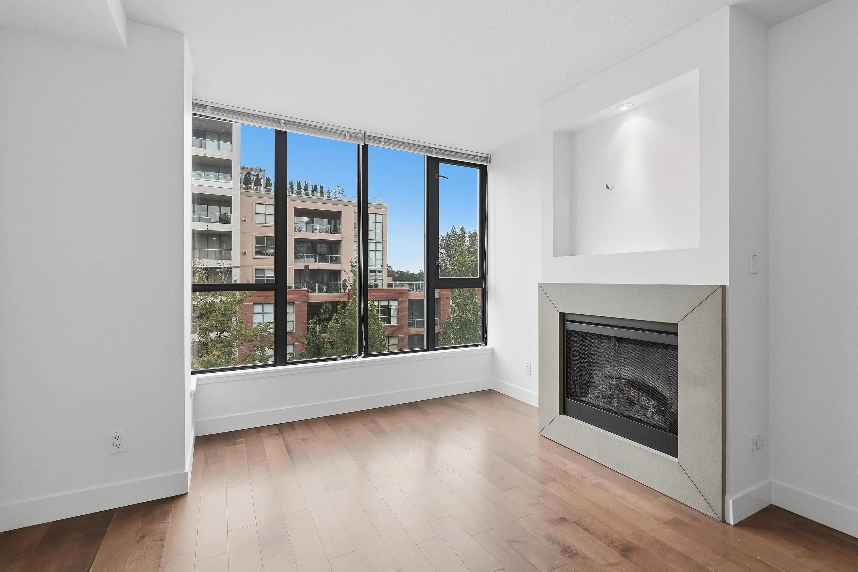 3228 Tupper Street #403