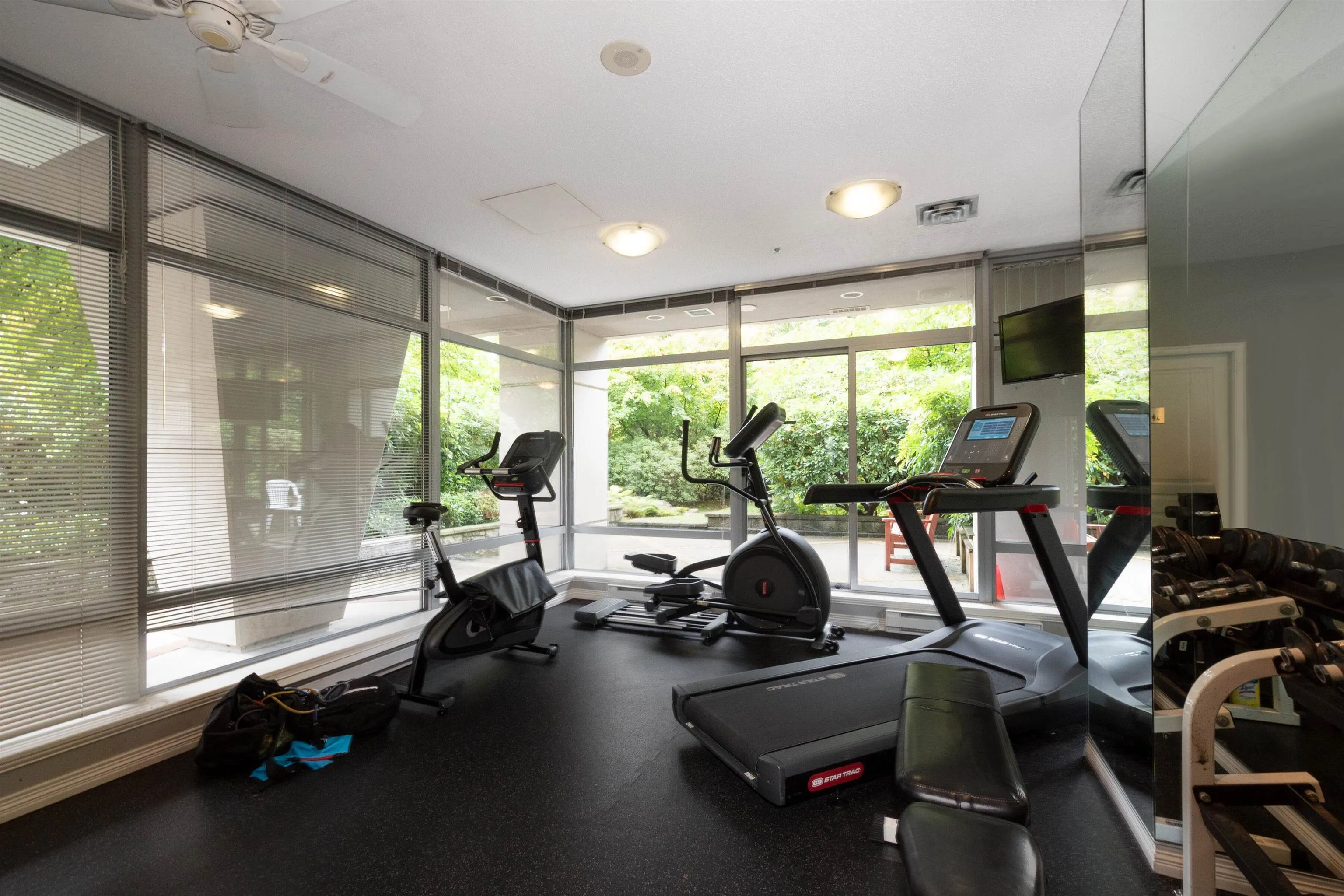 5639 Hampton Place #805