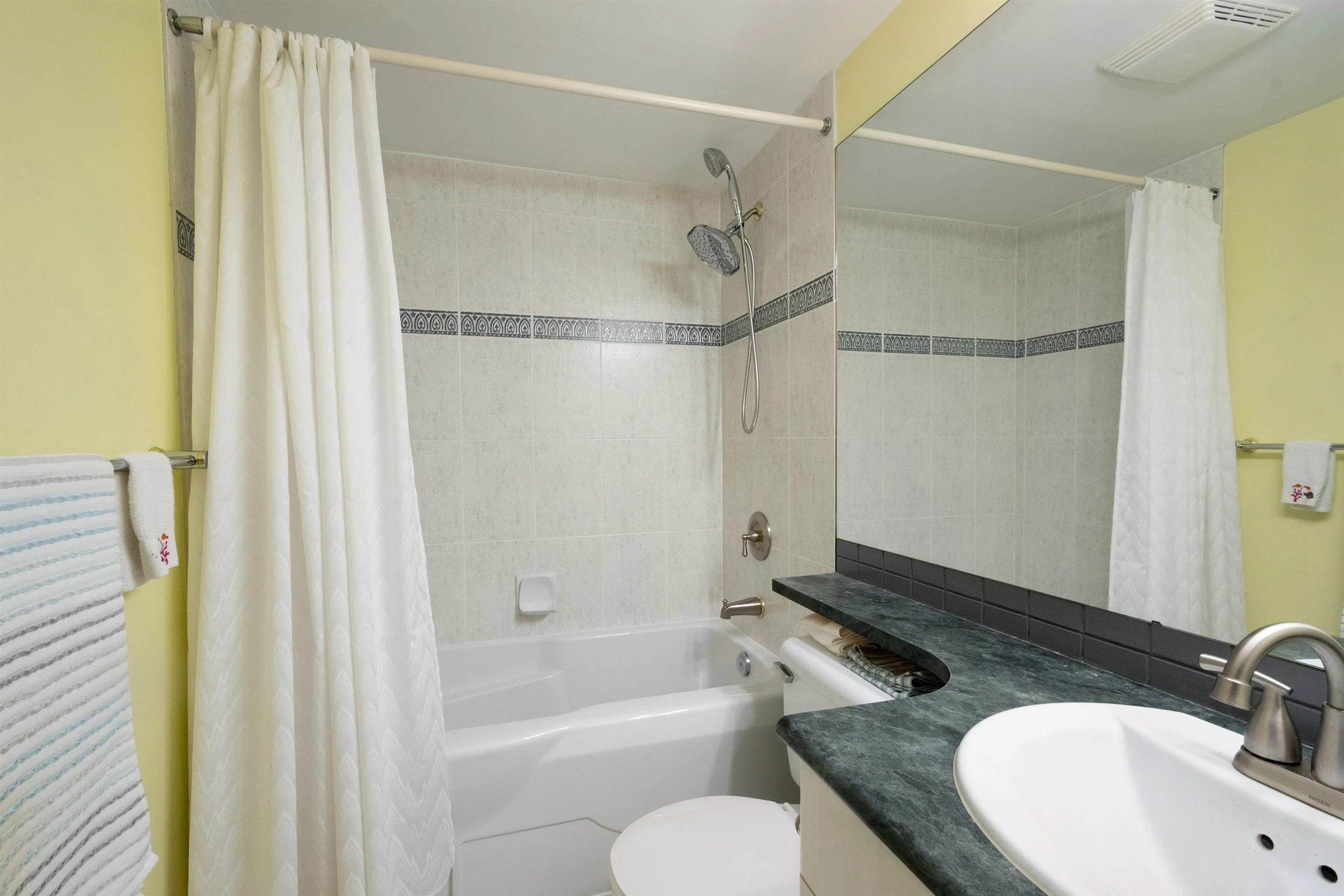 5639 Hampton Place #805
