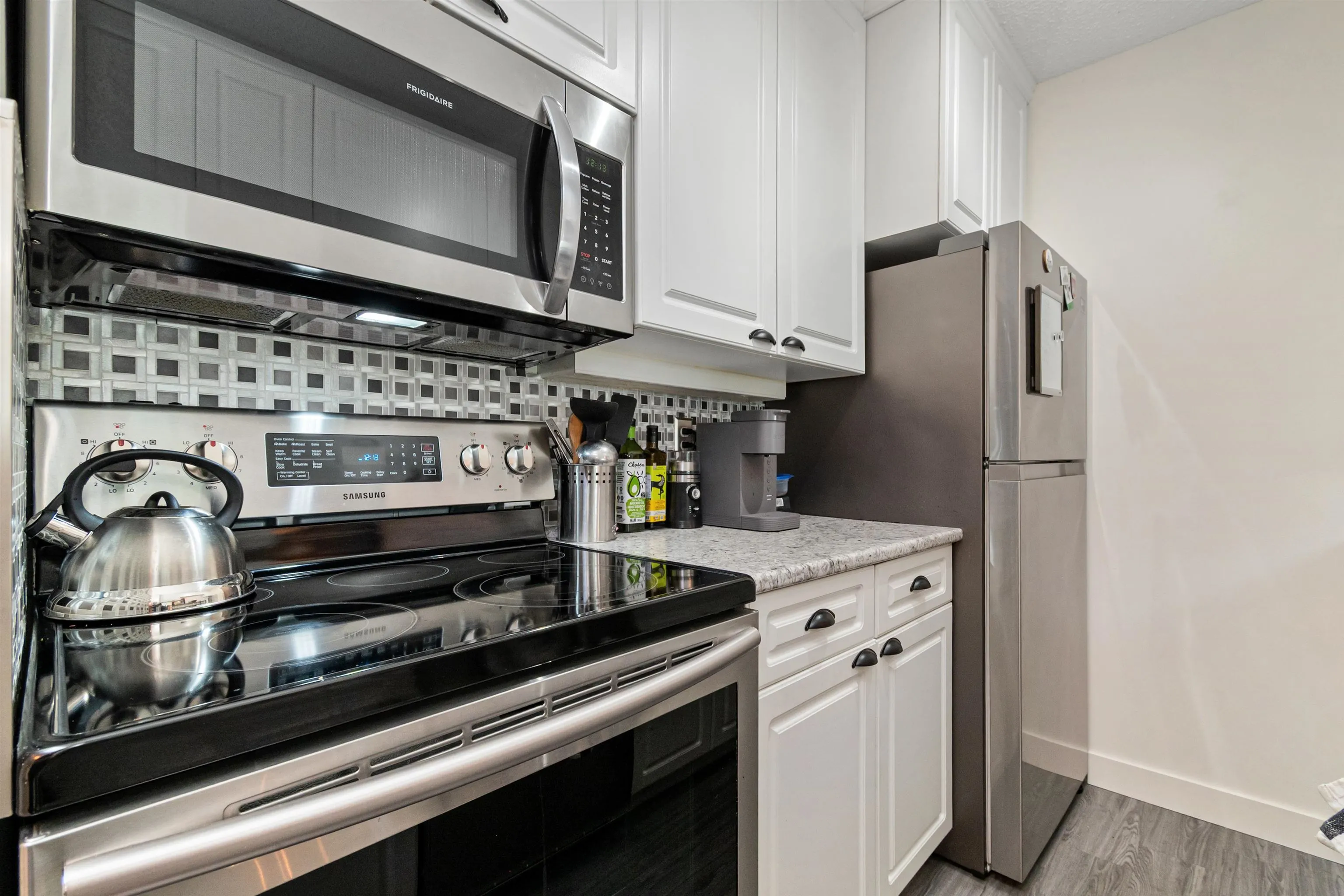 45915 Cheam Avenue #10