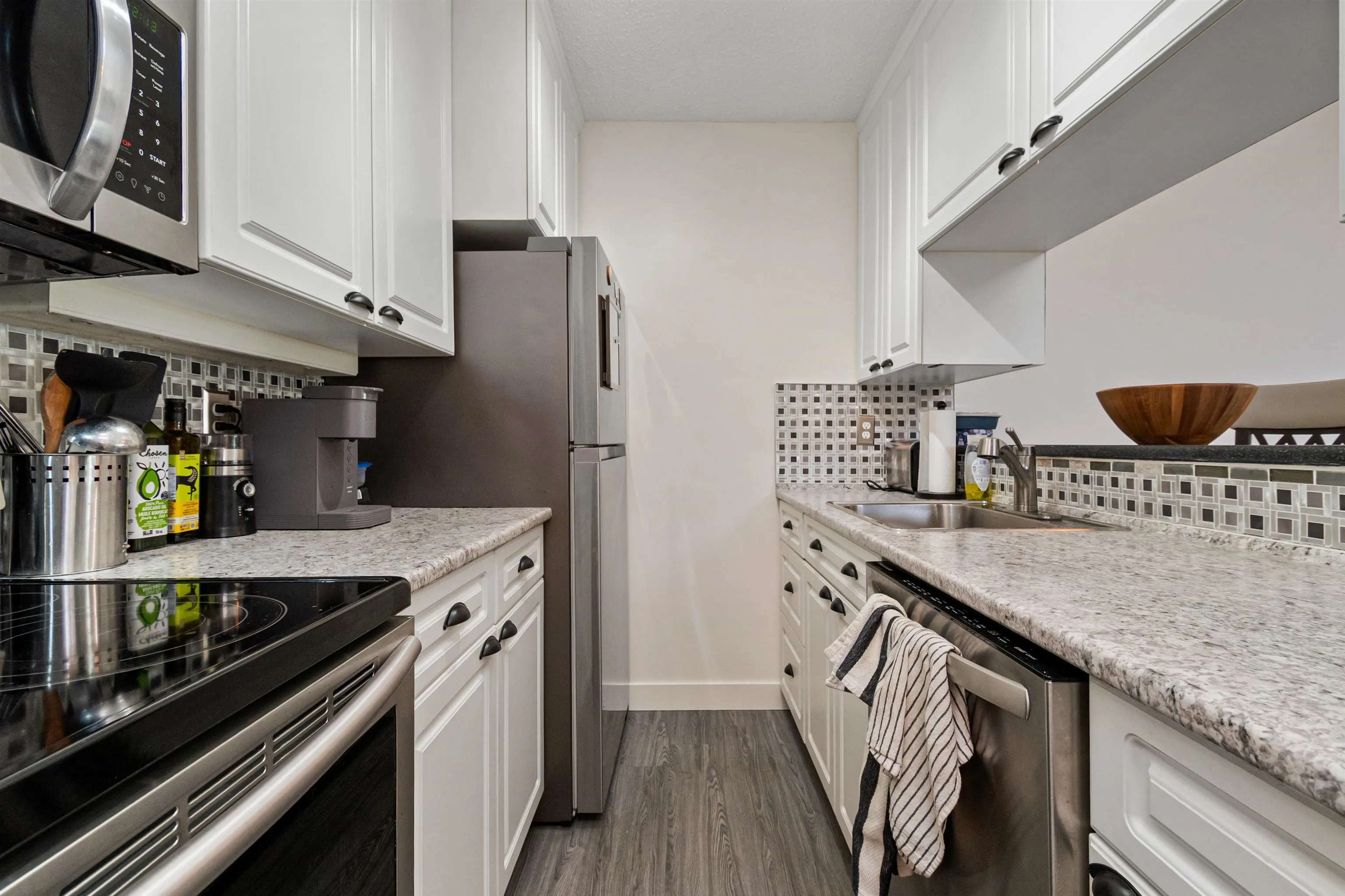 45915 Cheam Avenue #10