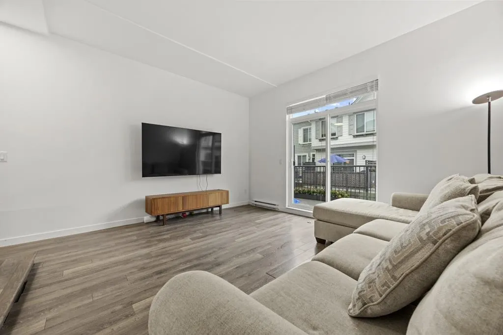 15850 85 Avenue #2