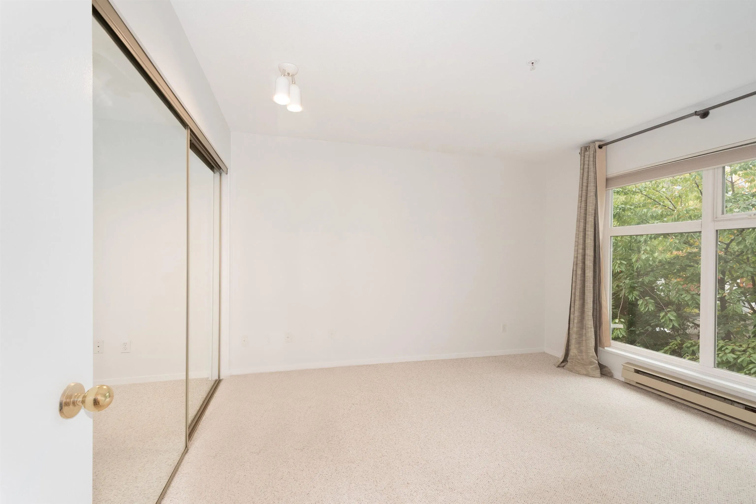 2250 W 3rd Avenue #210