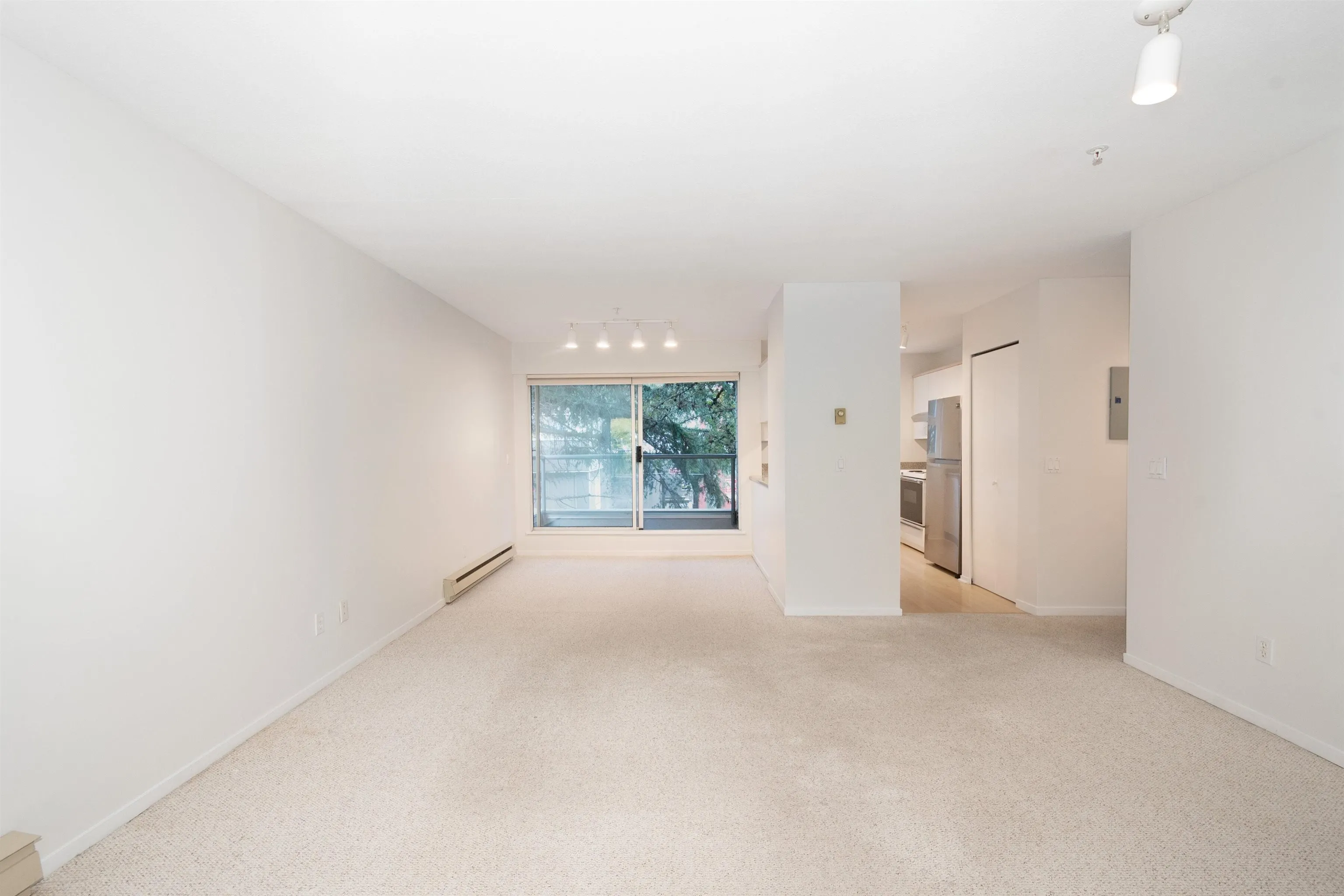 2250 W 3rd Avenue #210
