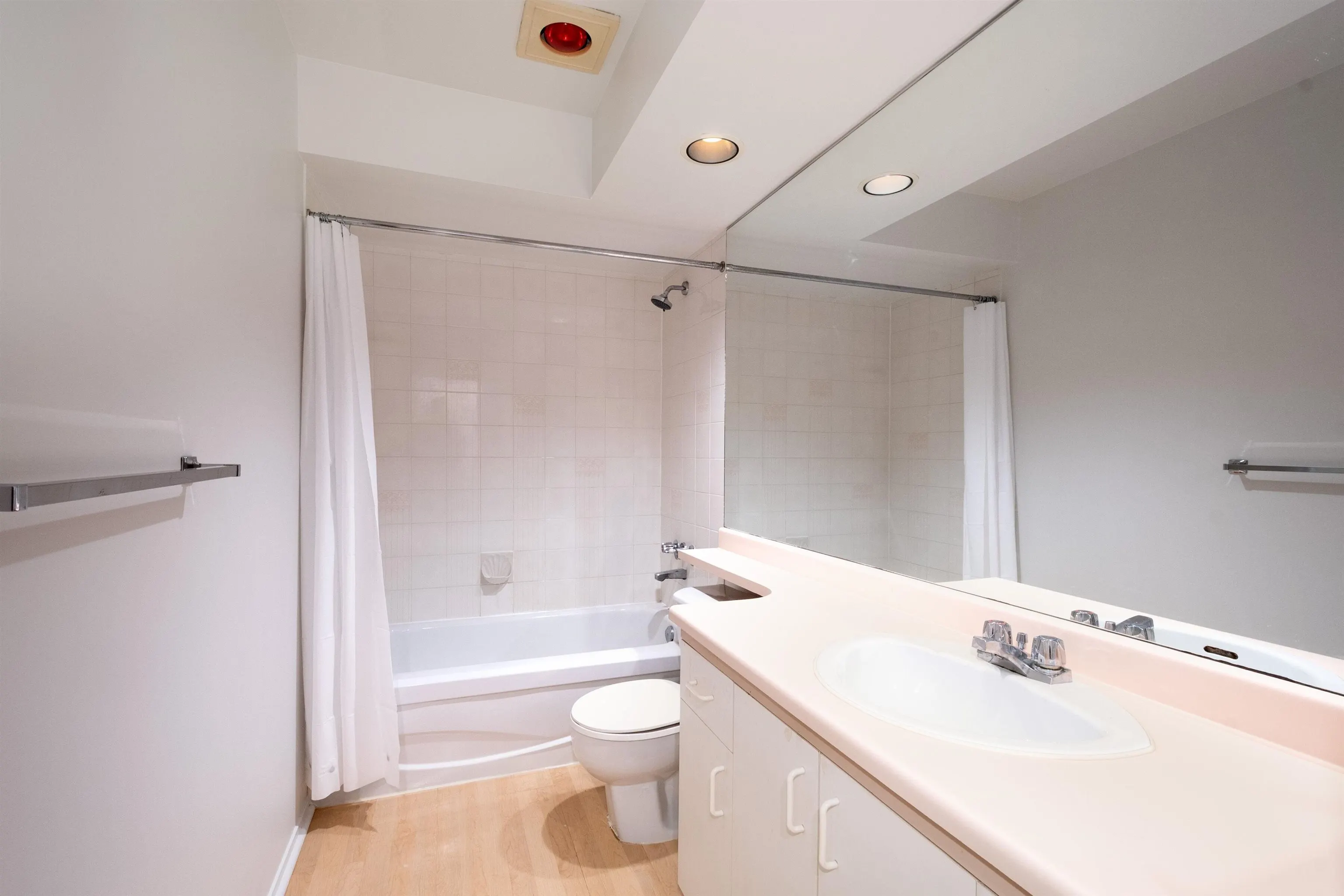 2250 W 3rd Avenue #210