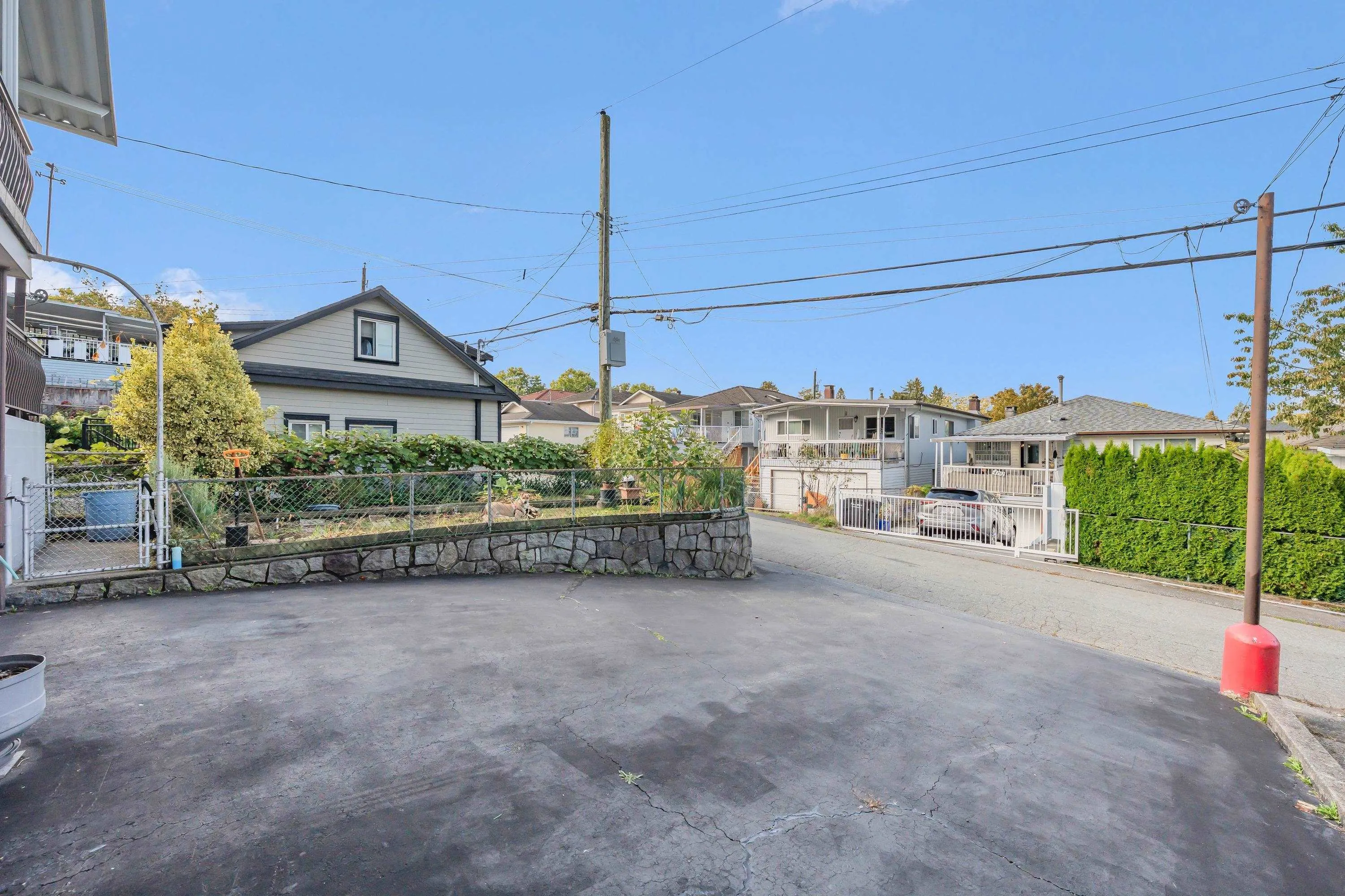 4195 Nanaimo Street