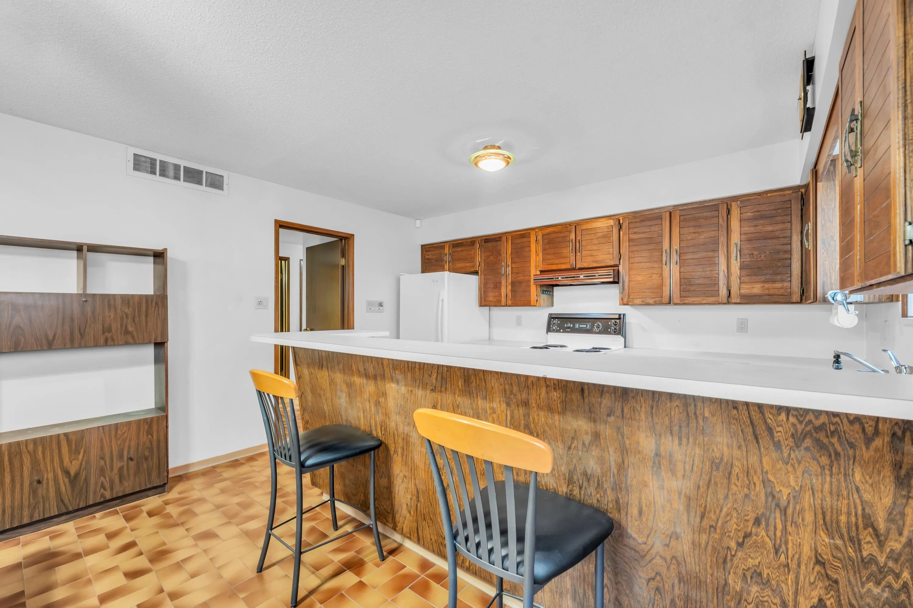 4195 Nanaimo Street