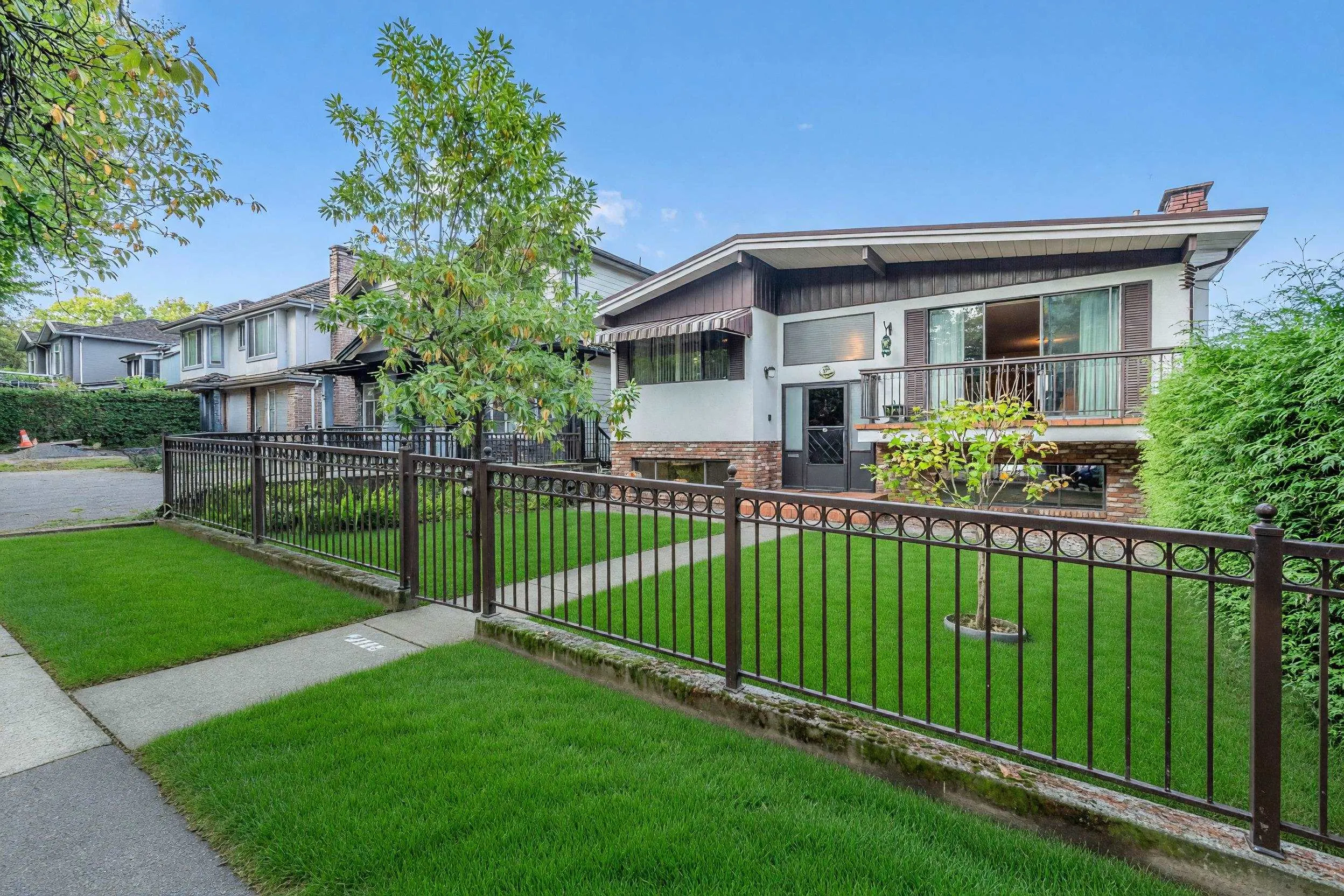 4195 Nanaimo Street