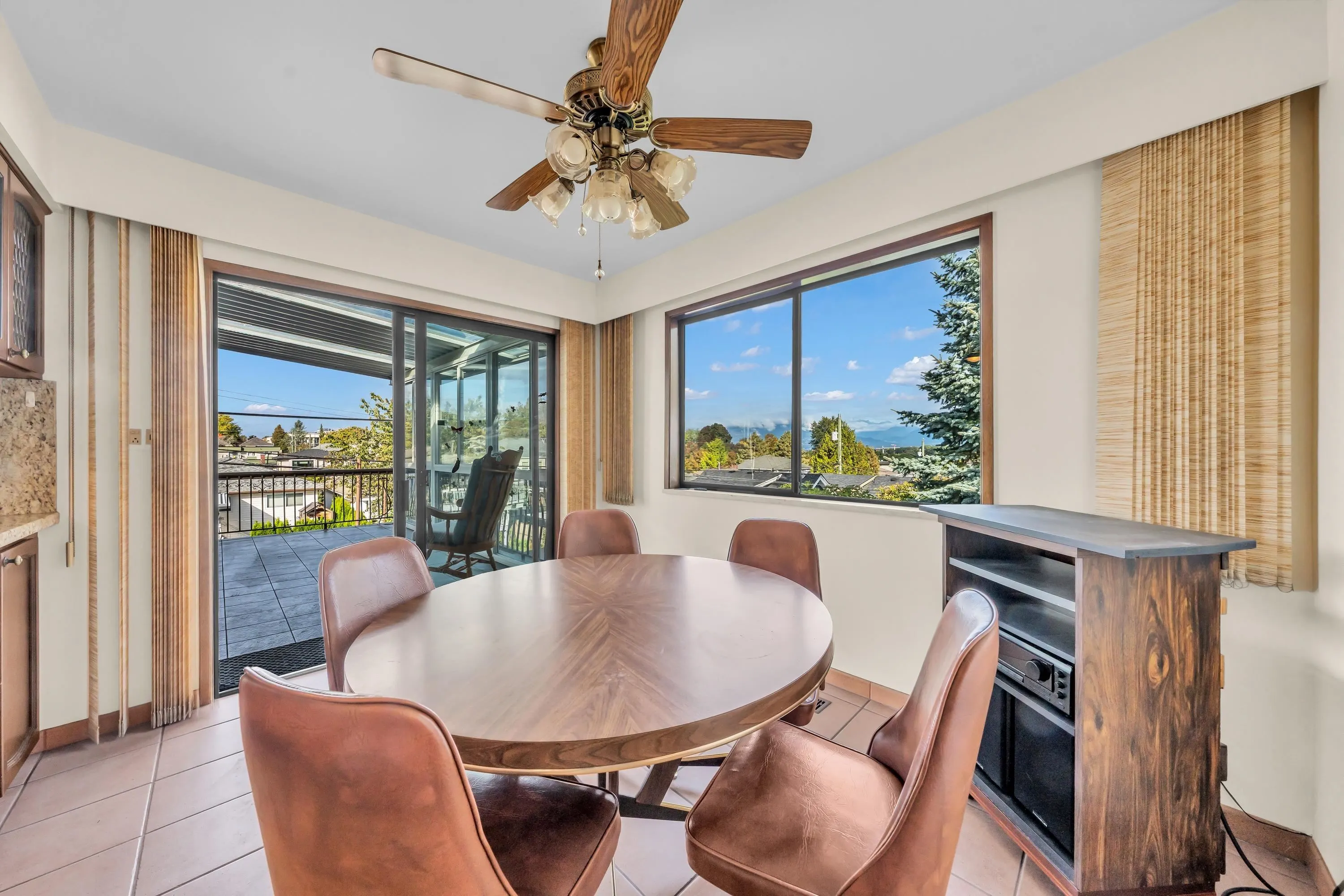 4195 Nanaimo Street