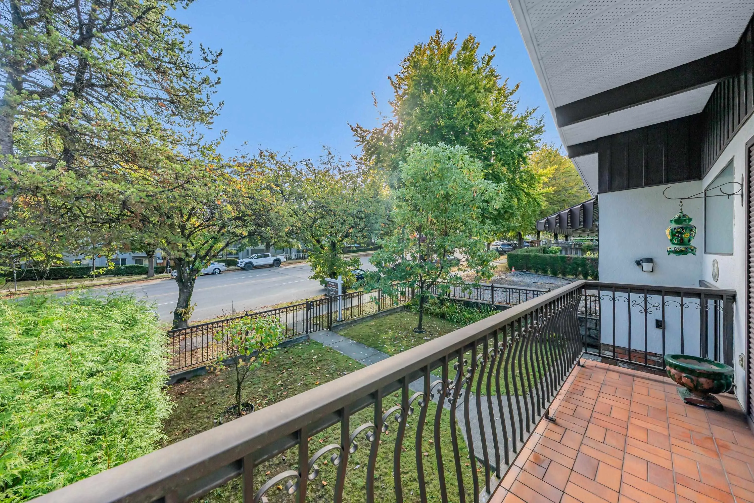 4195 Nanaimo Street