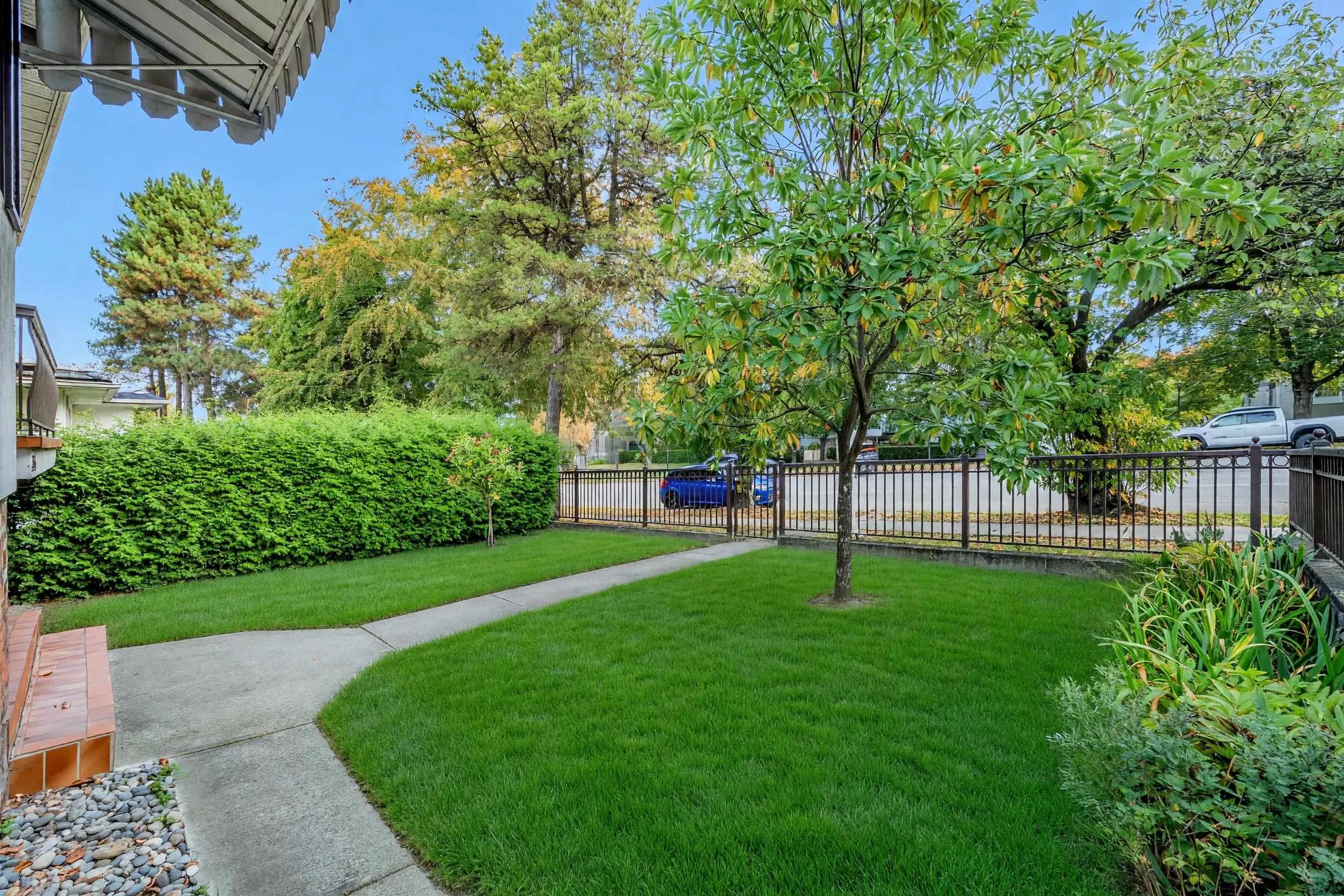 4195 Nanaimo Street