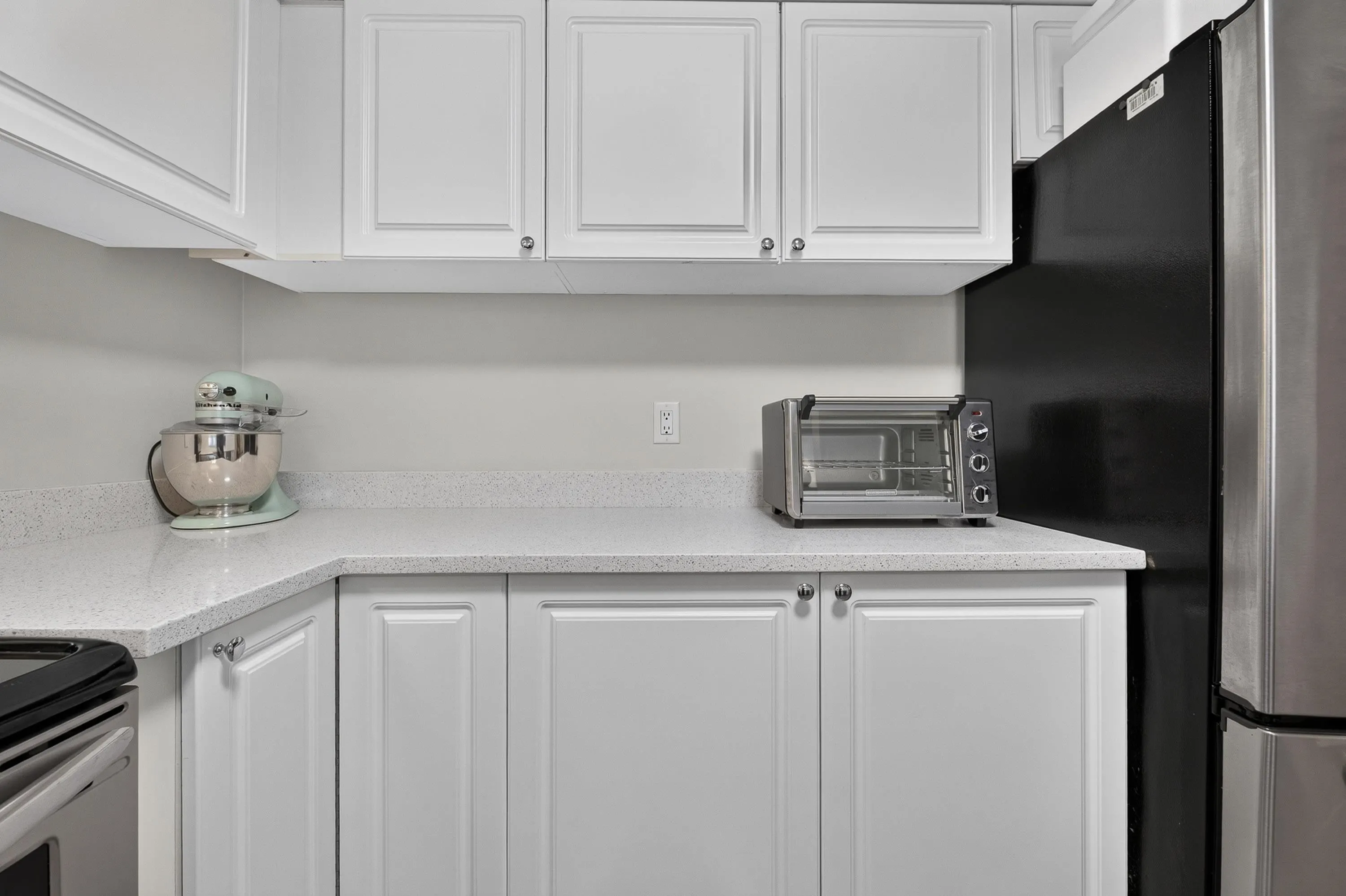 2288 W 12th Avenue #208