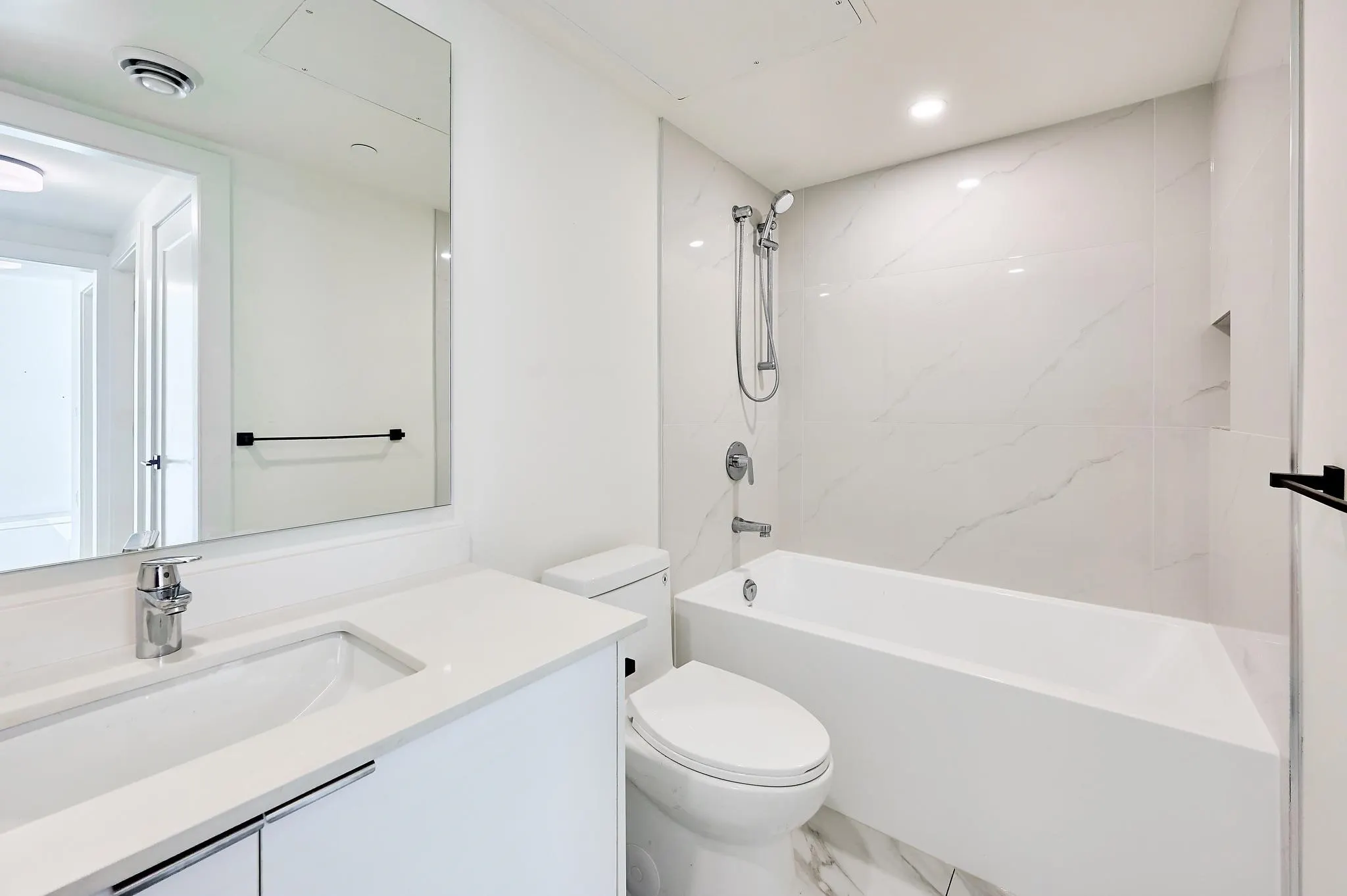 5399 Joyce Street #406