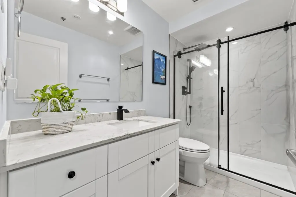 2723 E Kent North Avenue #26