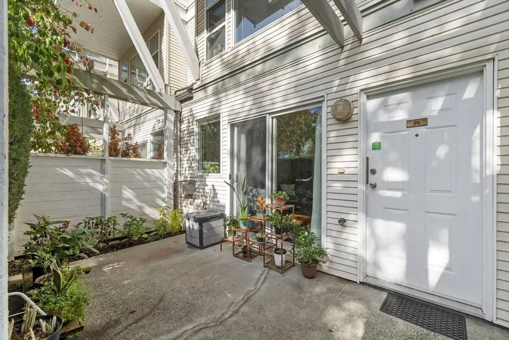 2723 E Kent North Avenue #26