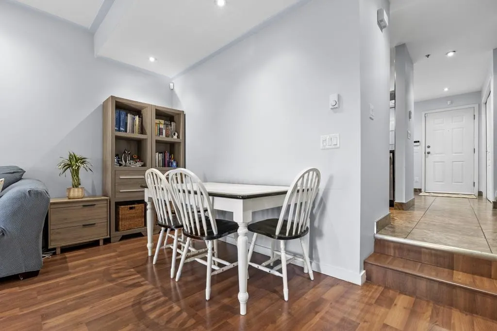 2723 E Kent North Avenue #26