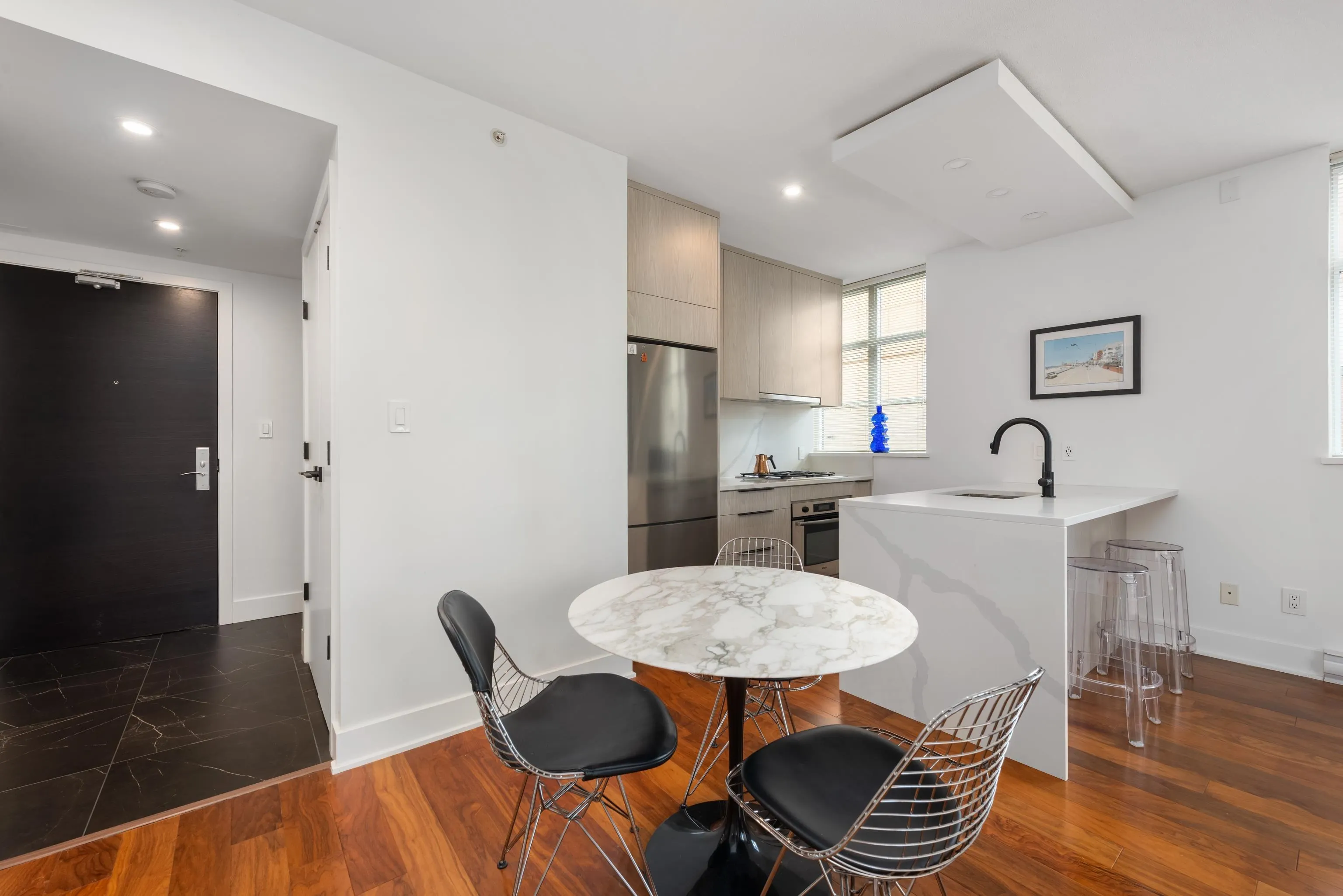 988 Richards Street #303